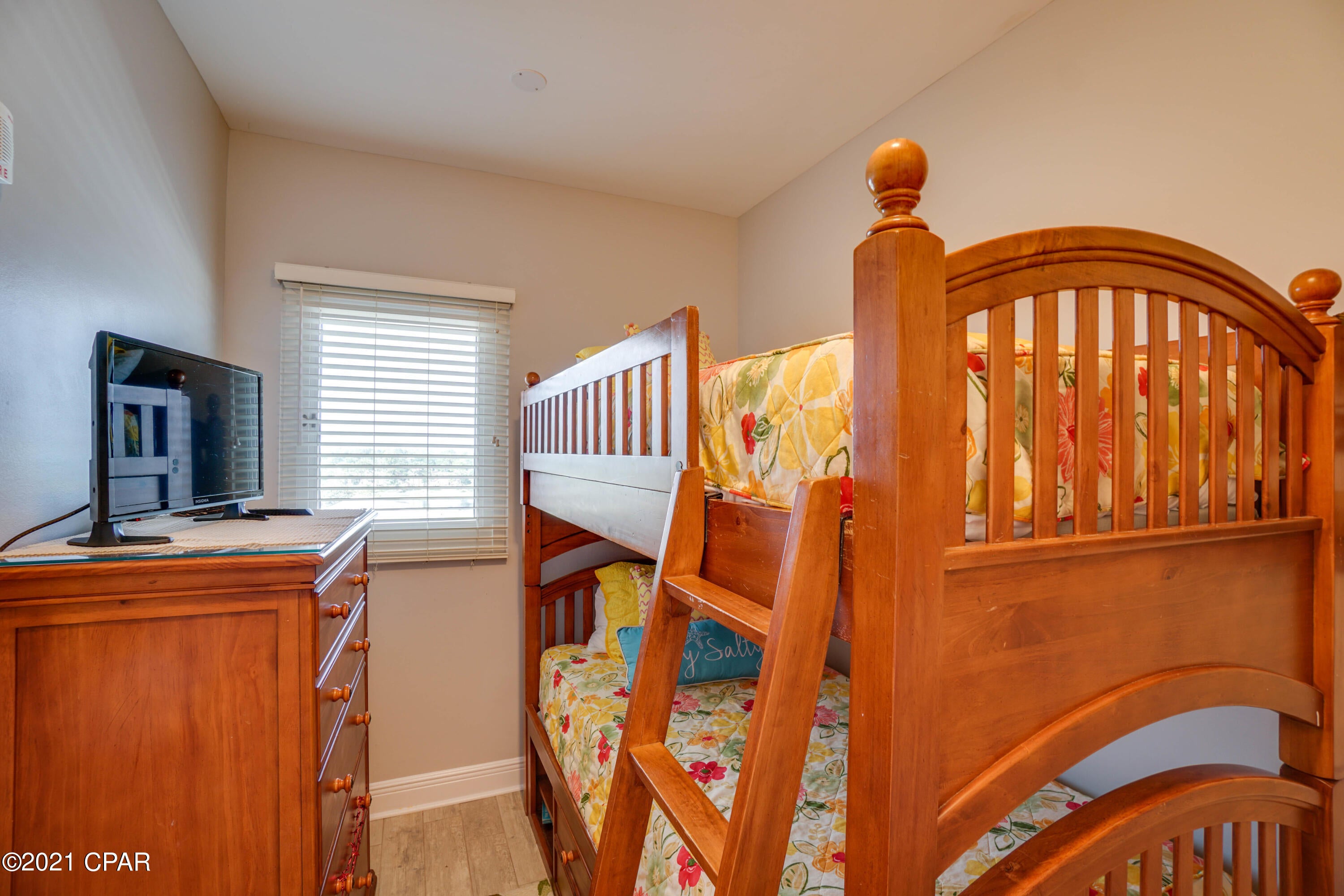Sterling Breeze - Residential