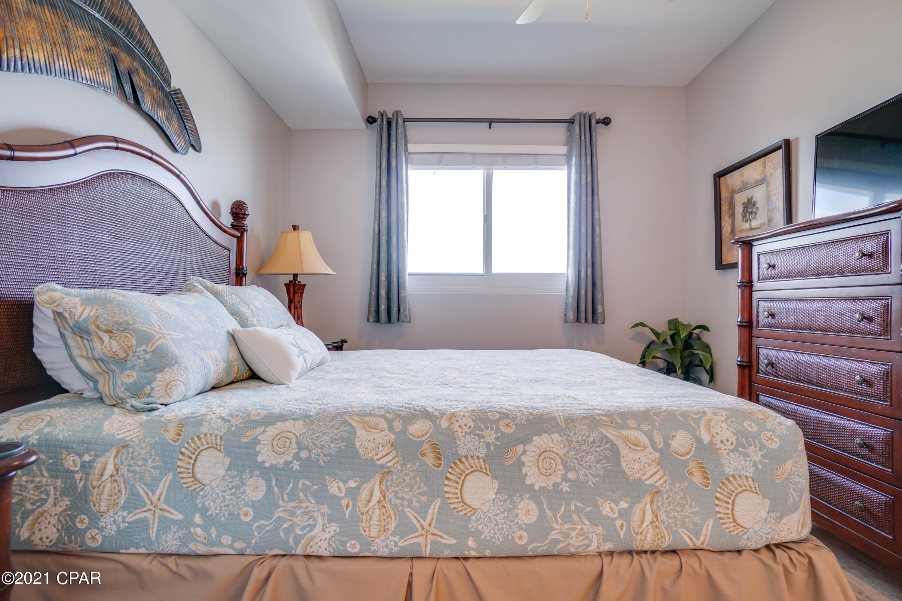 Sterling Breeze - Residential