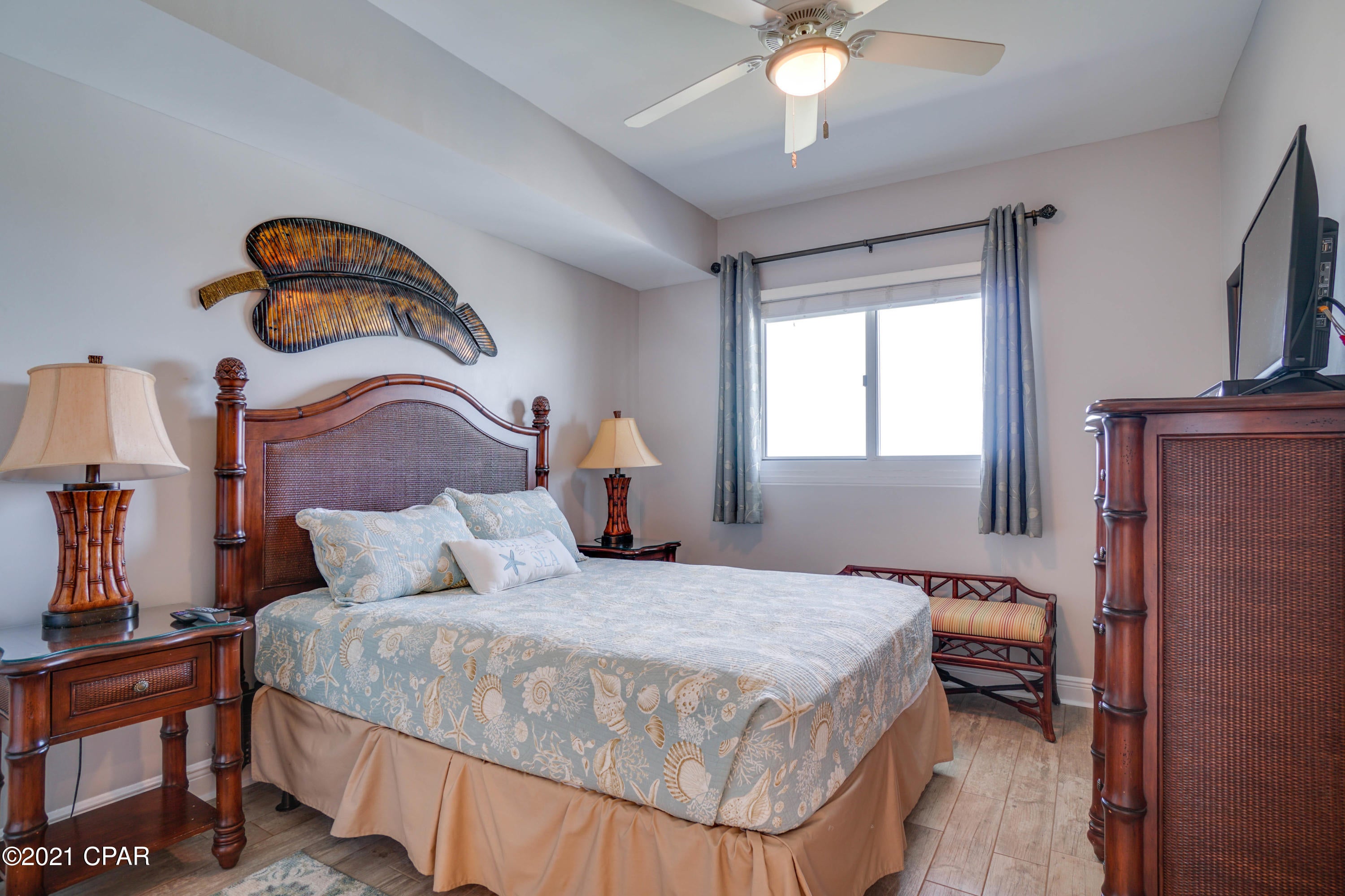 Sterling Breeze - Residential