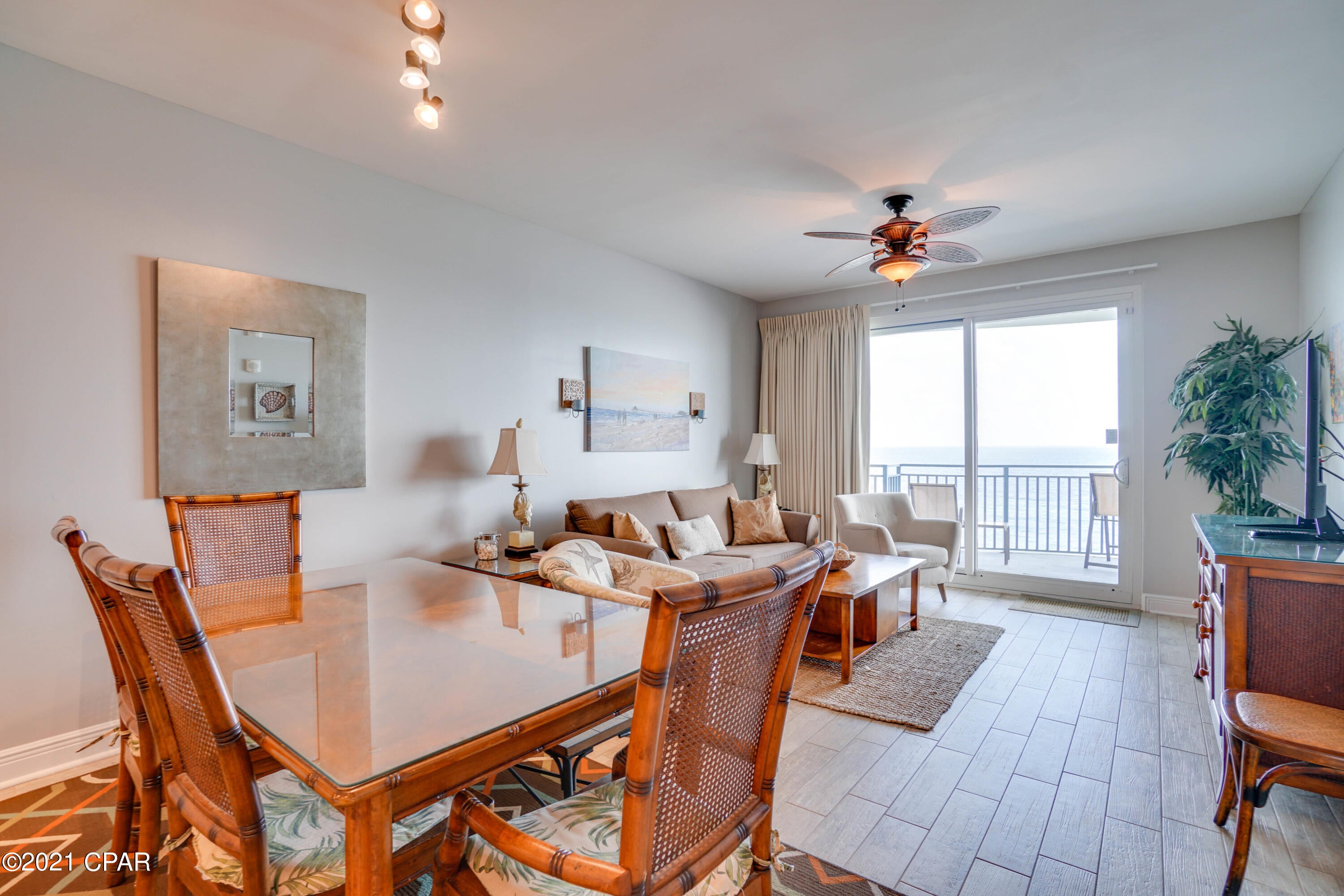 Sterling Breeze - Residential