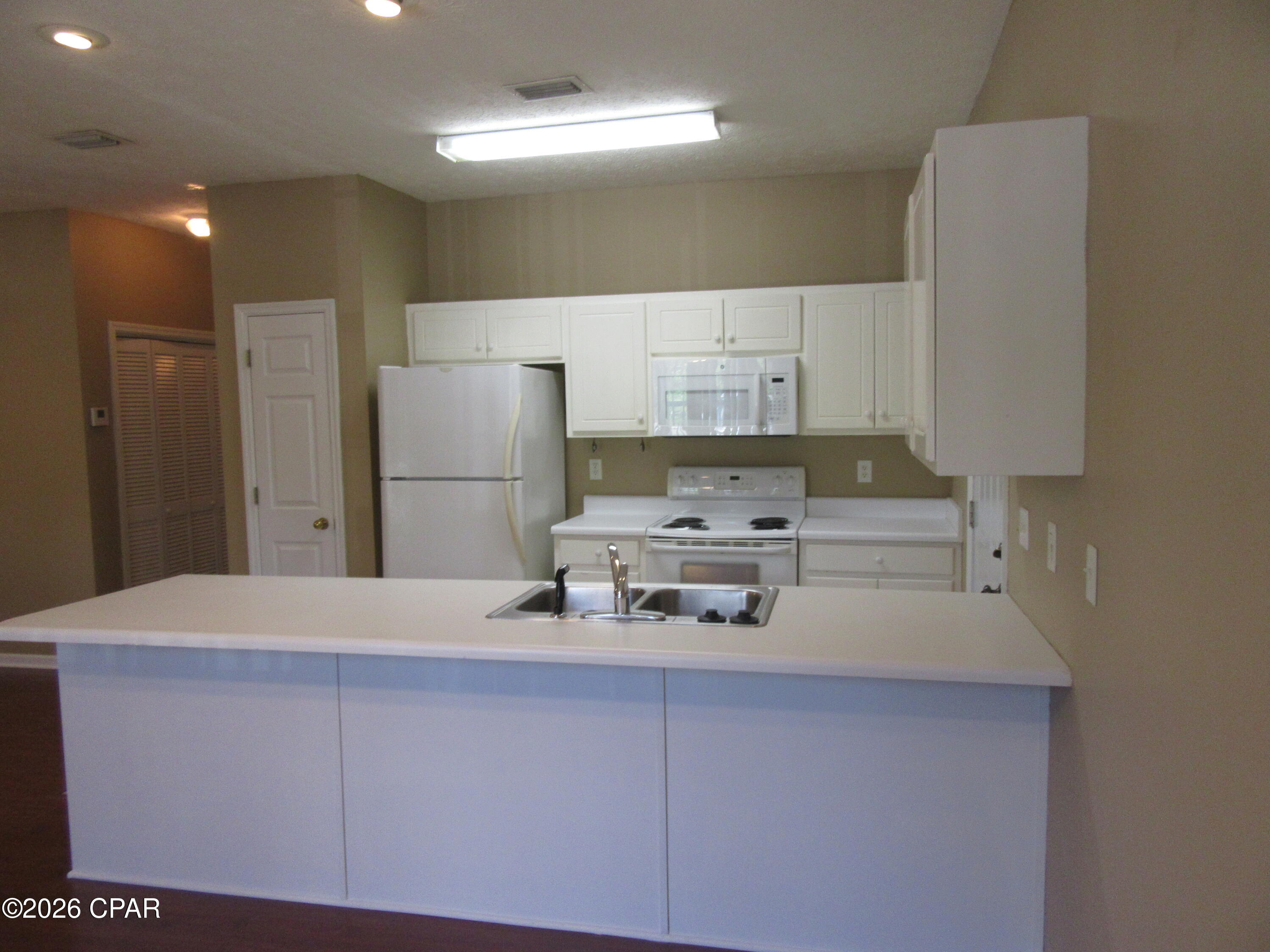 [No Recorded Subdiv] - Residential Lease