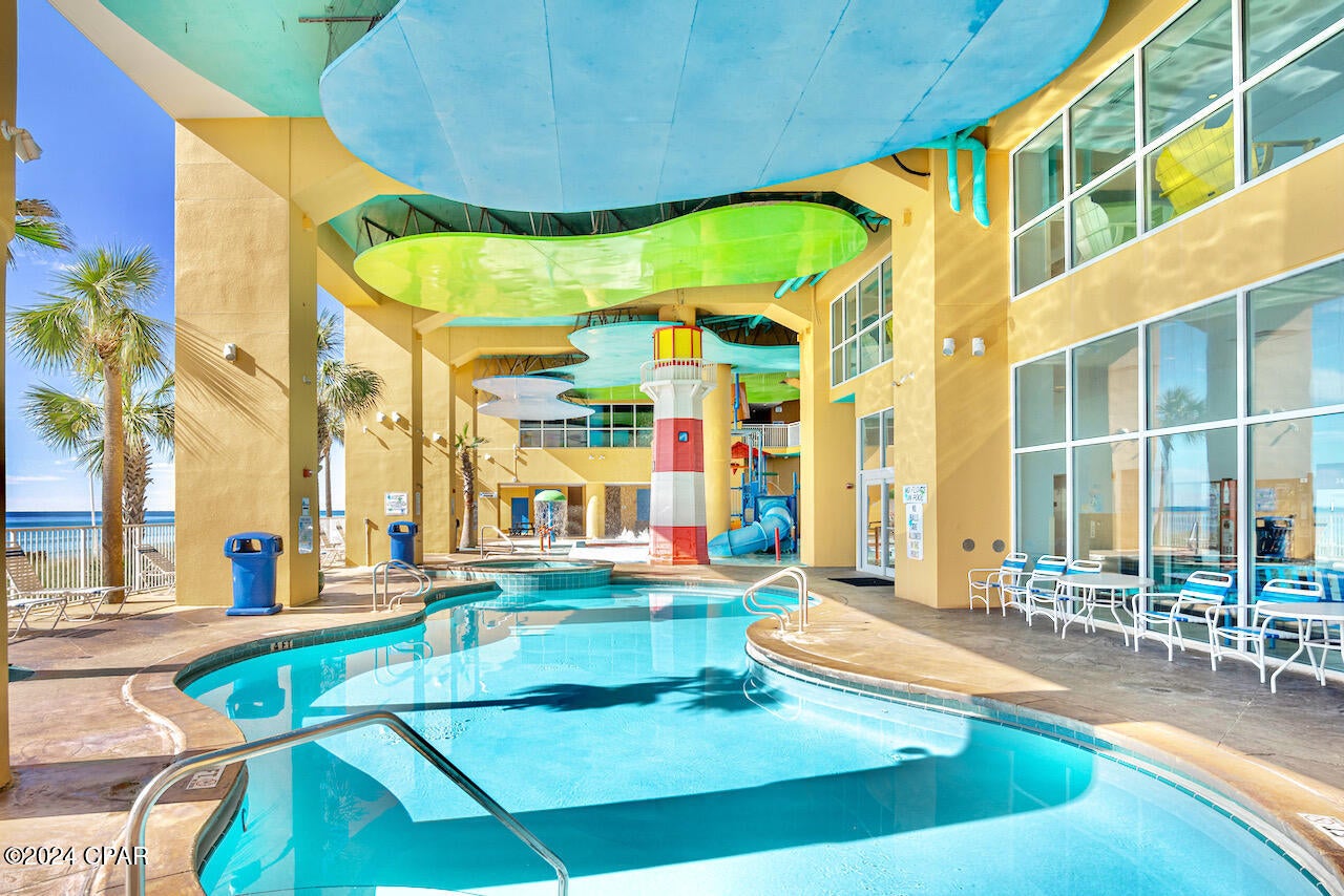 Splash Condo - Residential