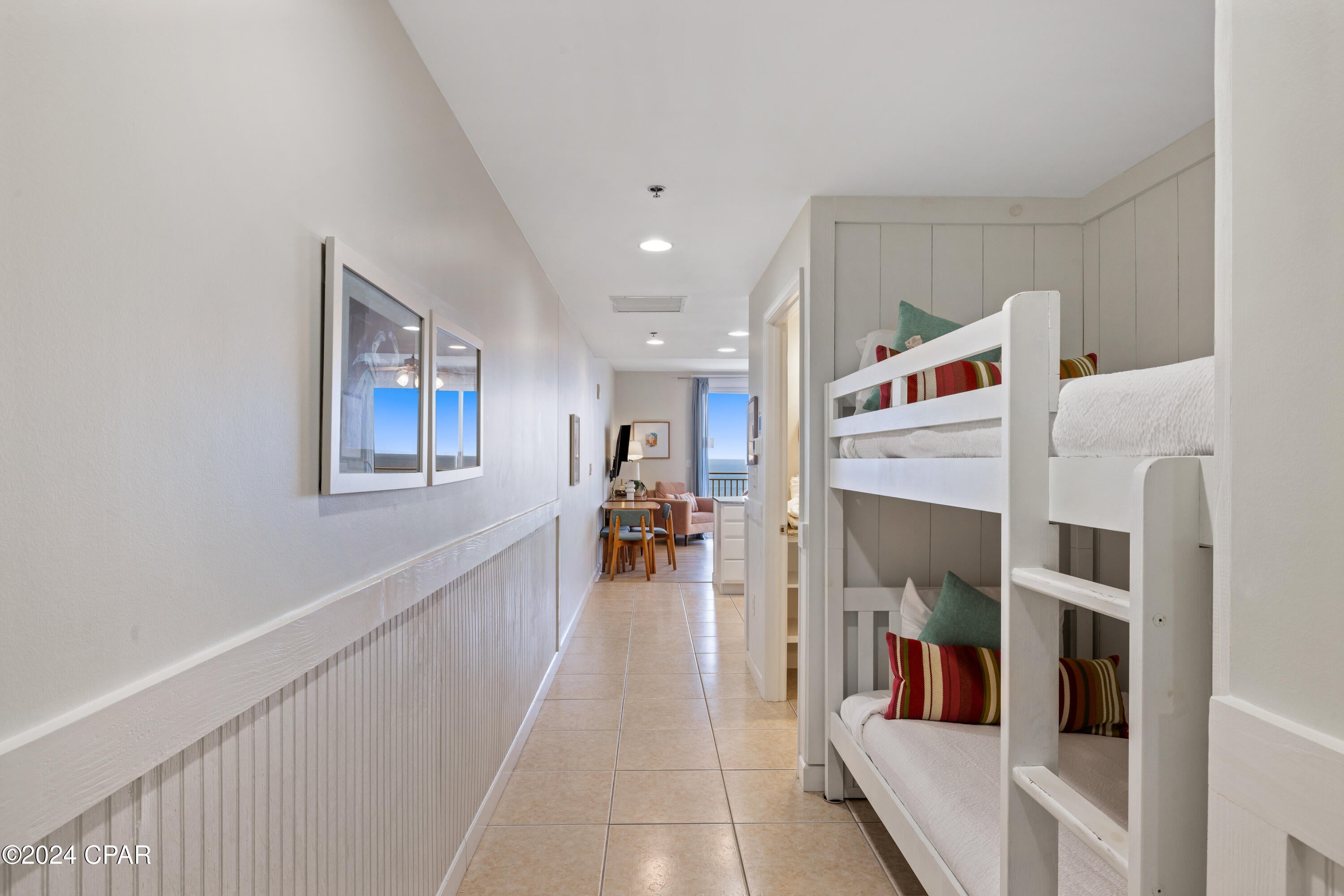 Splash Condo - Residential