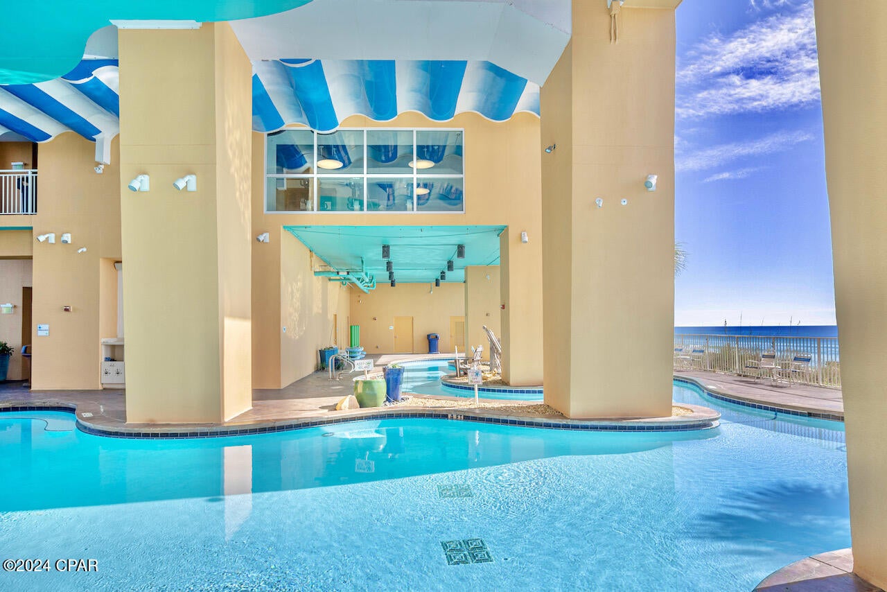 Splash Condo - Residential