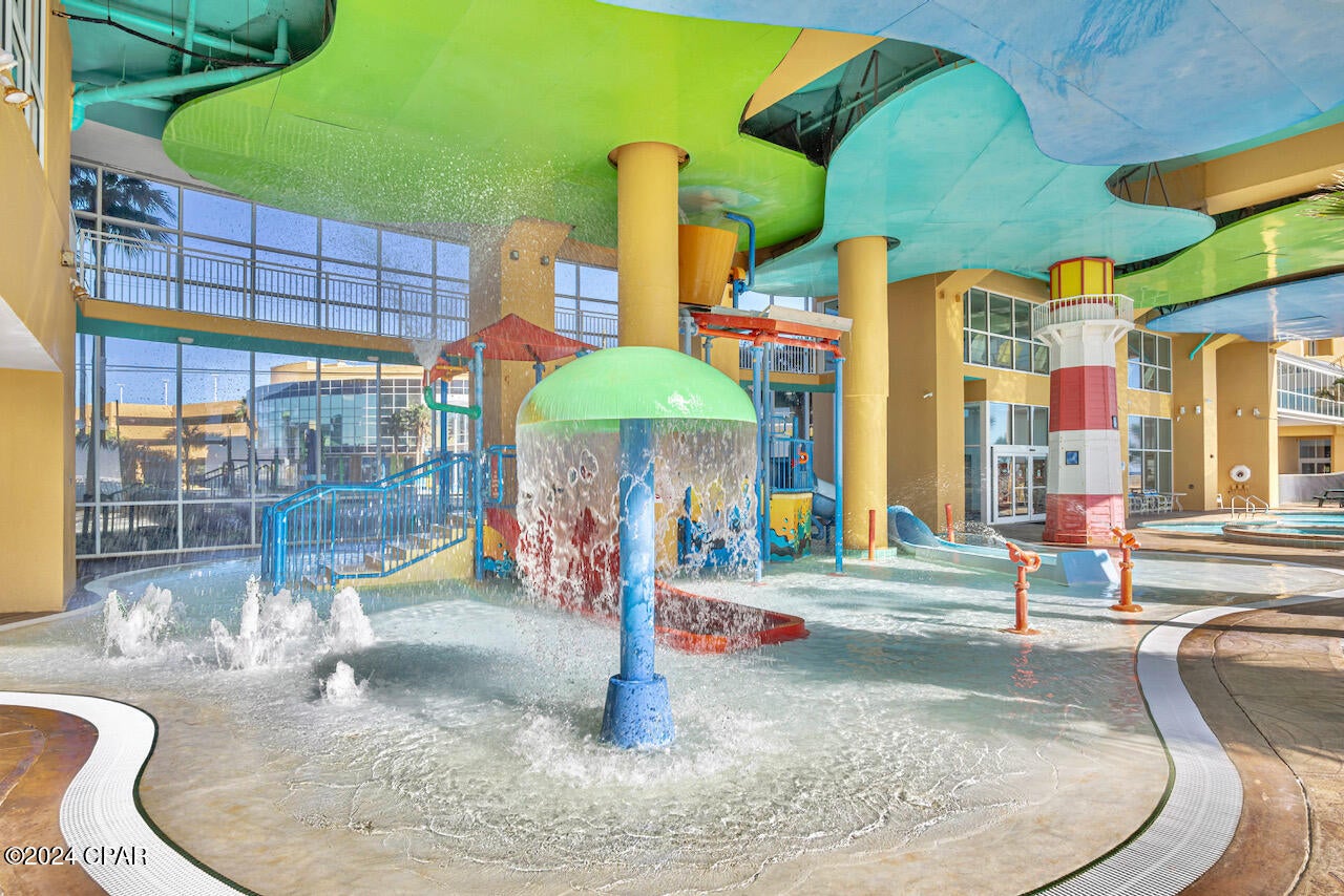 Splash Condo - Residential