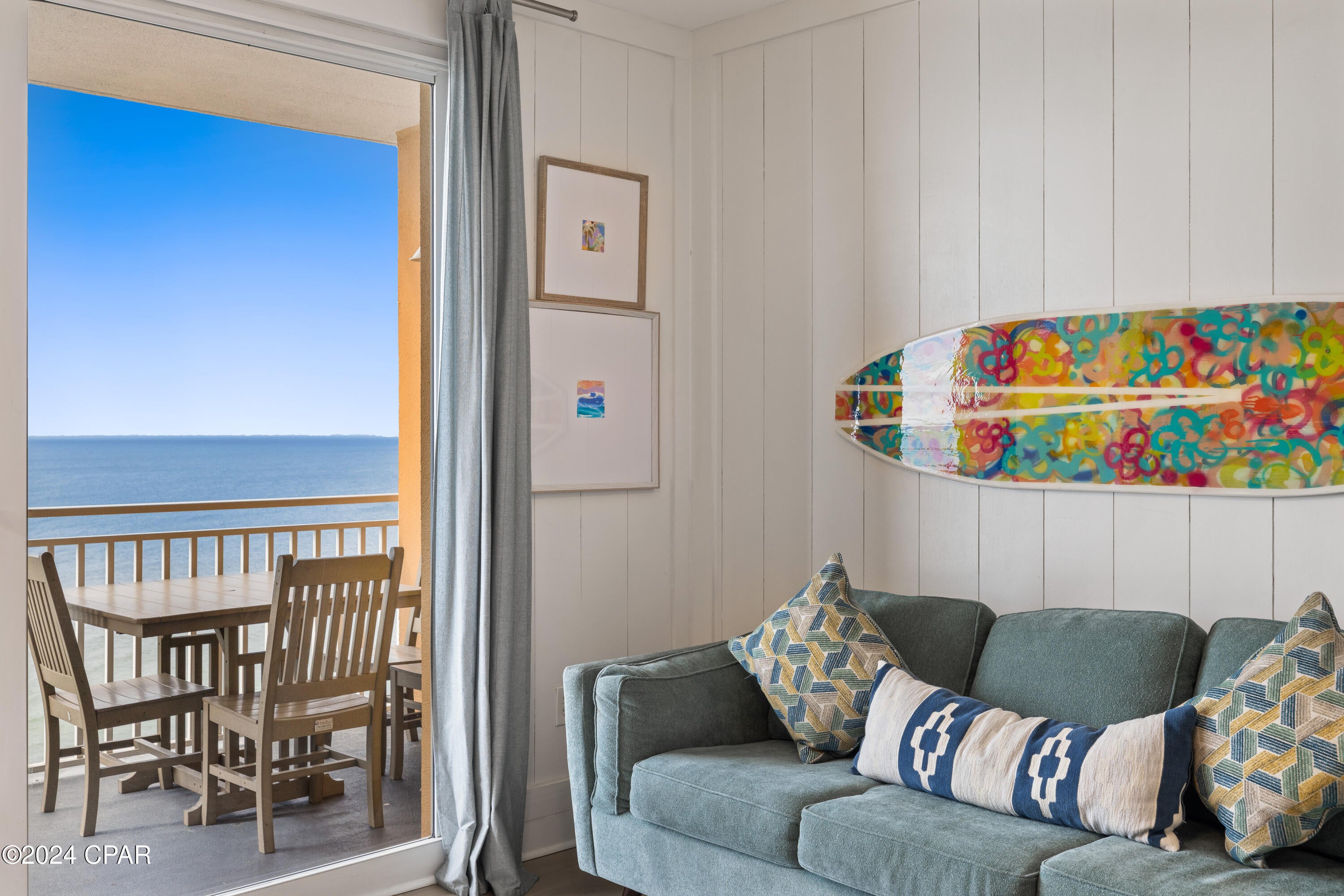 Splash Condo - Residential