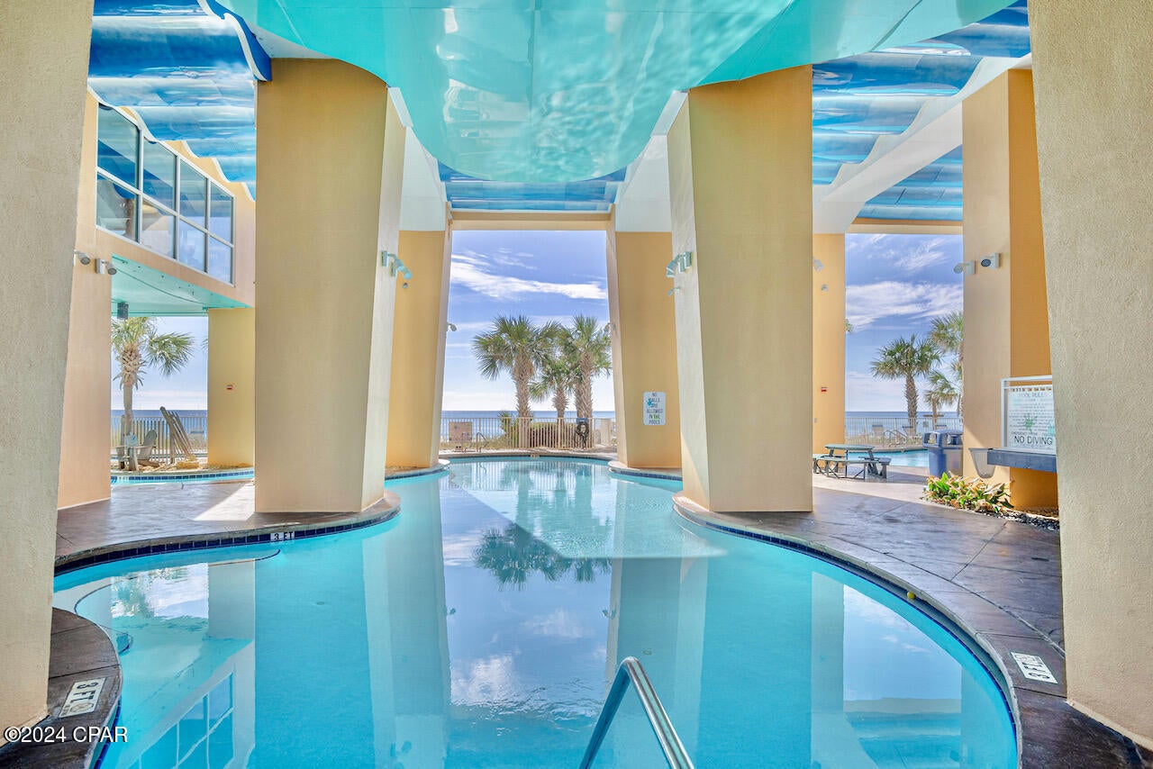 Splash Condo - Residential