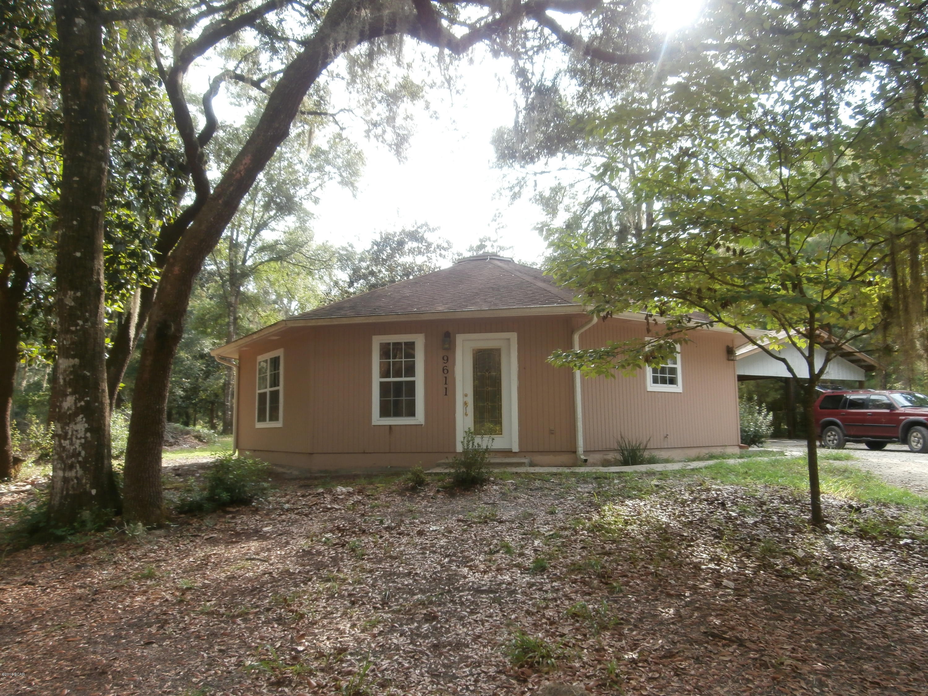 3 bedroom, 2 bath octagon home. Home feels very spacious and has a loft area. Quiet country setting. Large pole barn and storage building with a double carport. Small dog ok up to 25 lbs. Sorry no cats. Well and septic tank, so no water bill.

This home is on self show. Copy this link to your browser to schedule a showing at your convenience between 8 am and 8pm. https://secure.rently.com/properties/235810