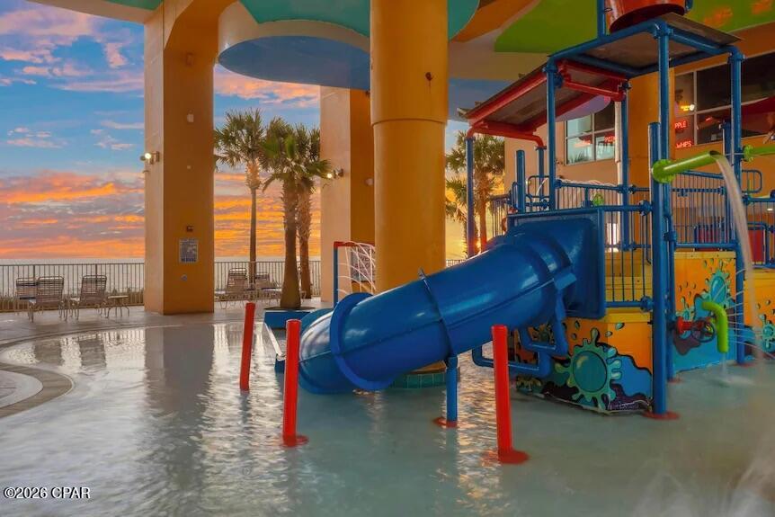 Splash Condo - Residential