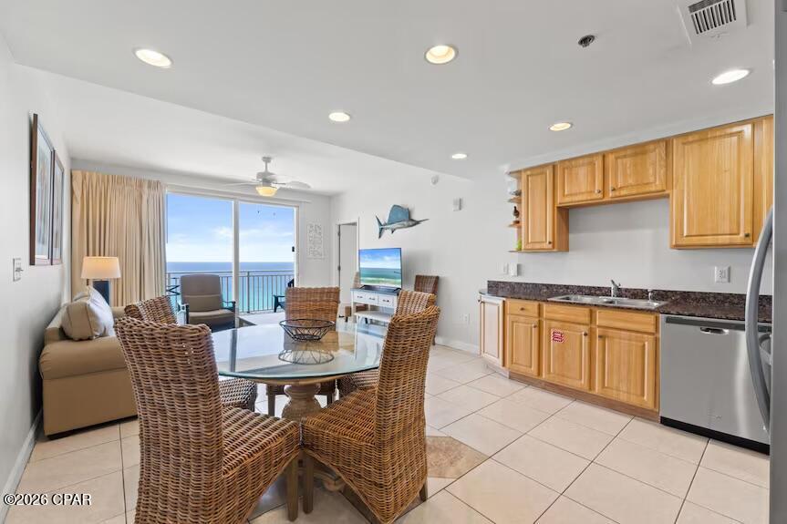 Splash Condo - Residential