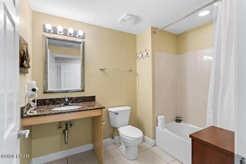 Splash Condo - Residential