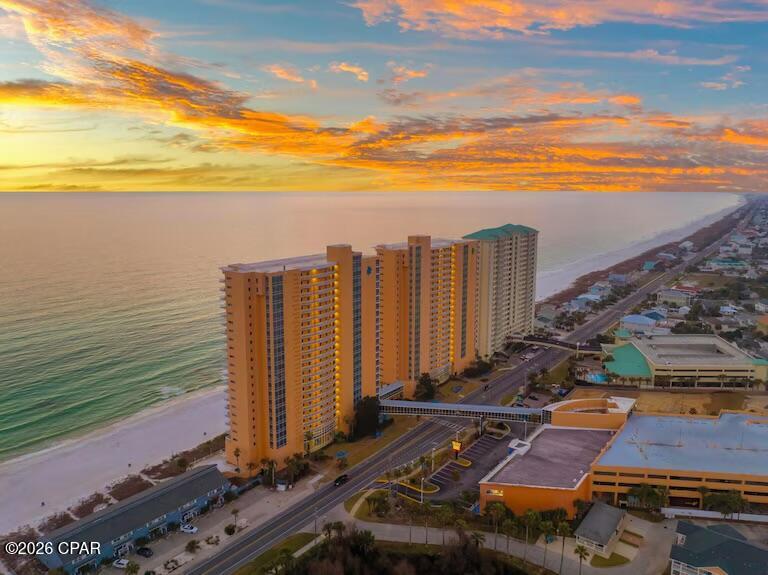 Splash Condo - Residential