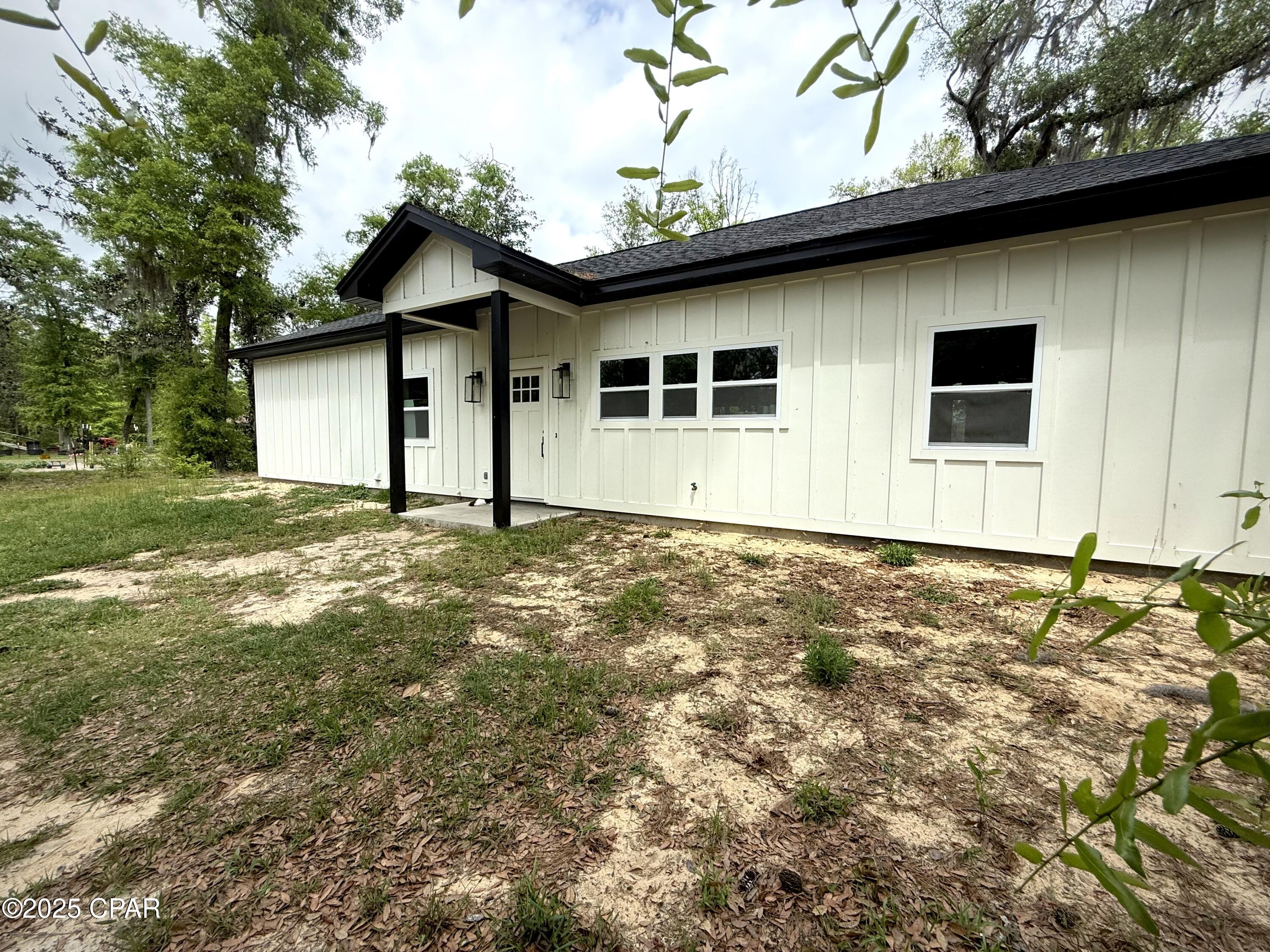 Paradise Lakes - Residential