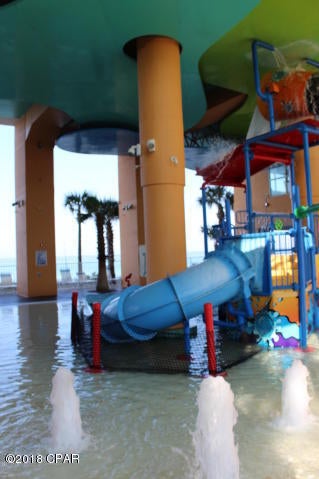 Splash Condo - Residential
