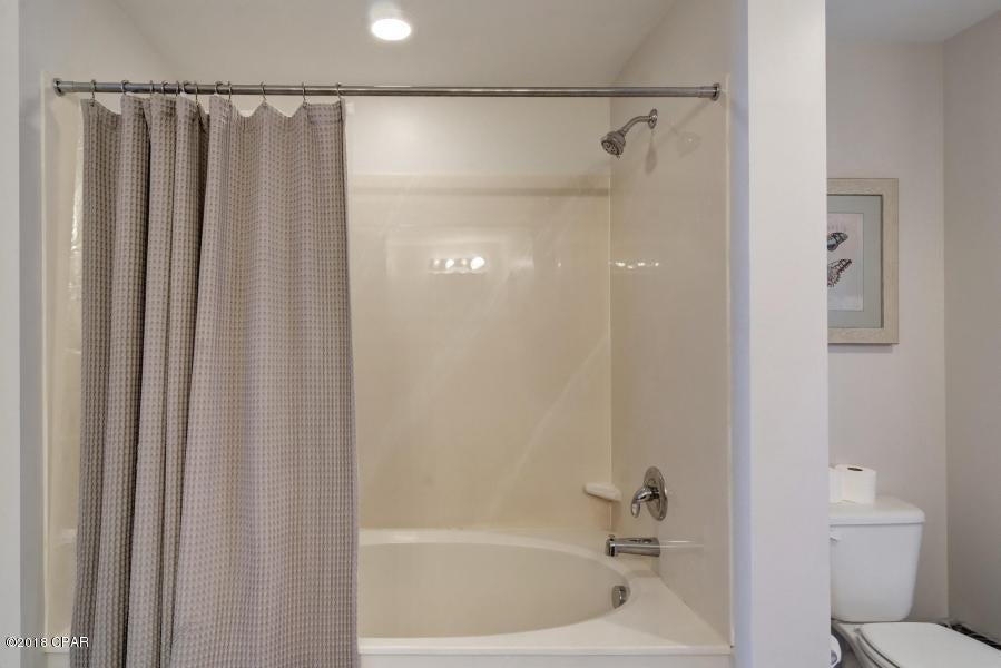Splash Condo - Residential
