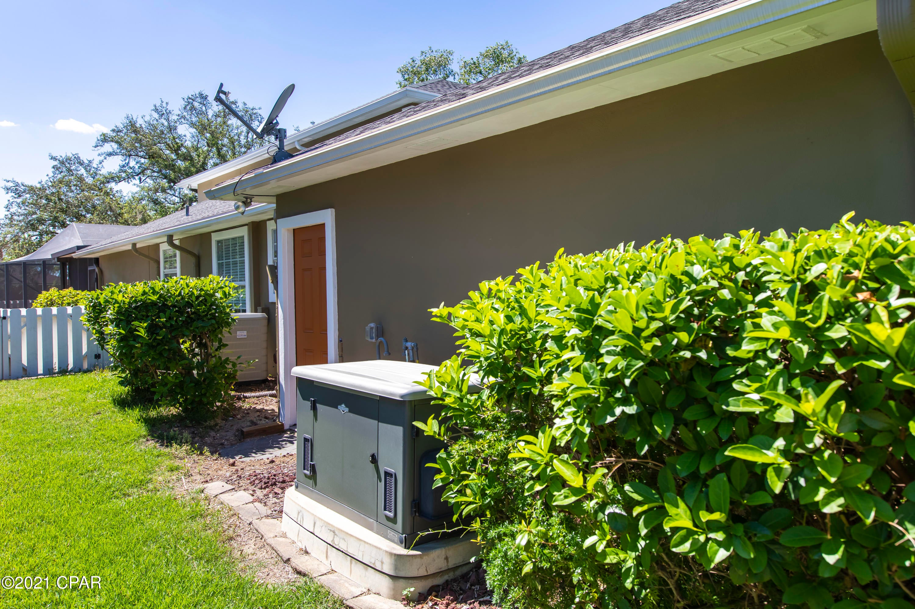 Country Club Harbour Estates - Residential