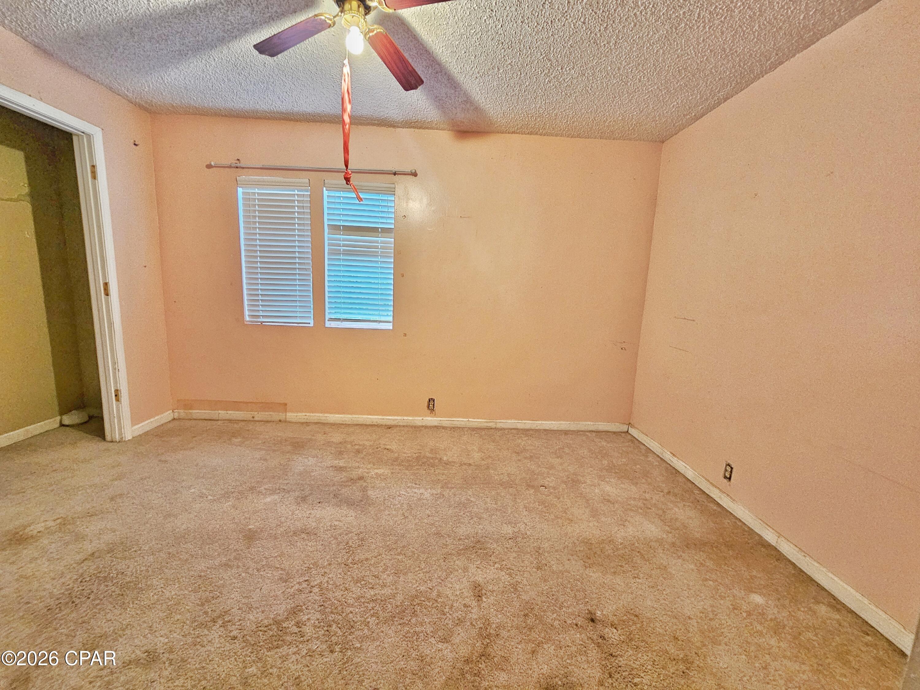 Grand Ridge - Residential