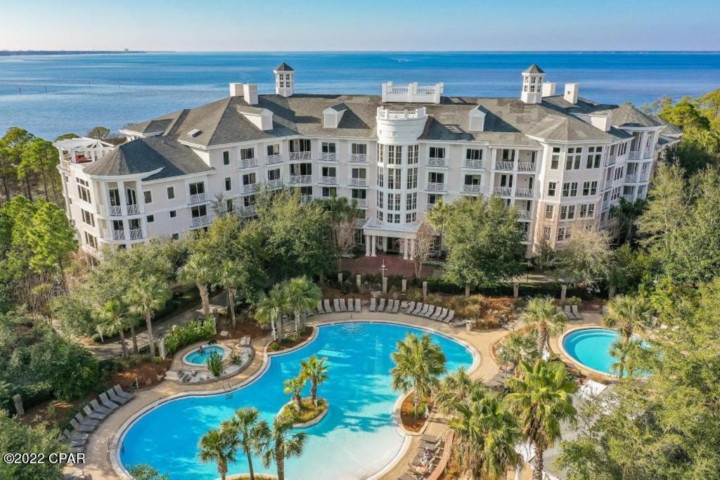 Enjoy the life of resort living in this spacious studio located in the Grand Complex in the Bahia building.  This spacious corner studio is within walking distance to entertainment, restaurants and activities in The Village of Baytowne Wharf.  Available for a 12 month lease with all utilities included.