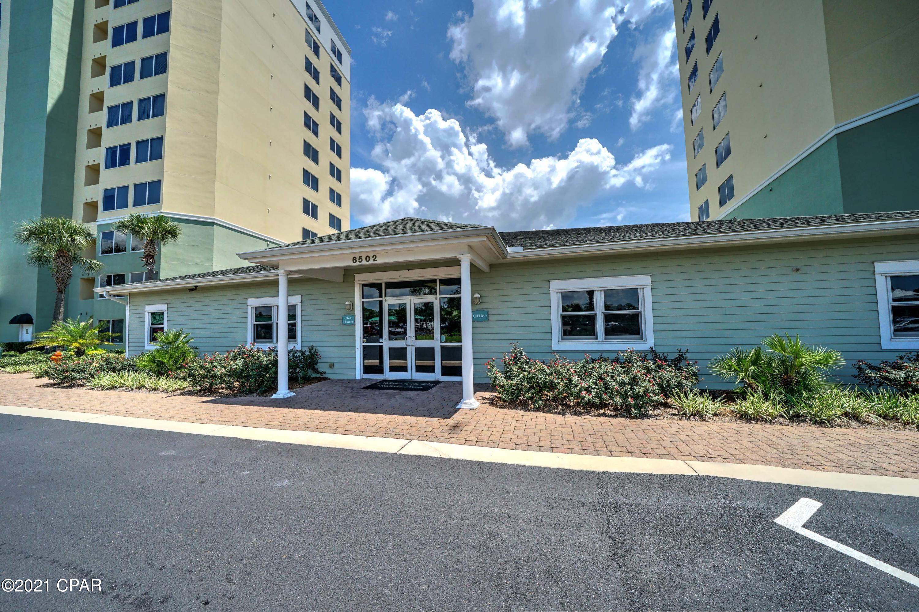 Hibiscus By The Bay - Residential