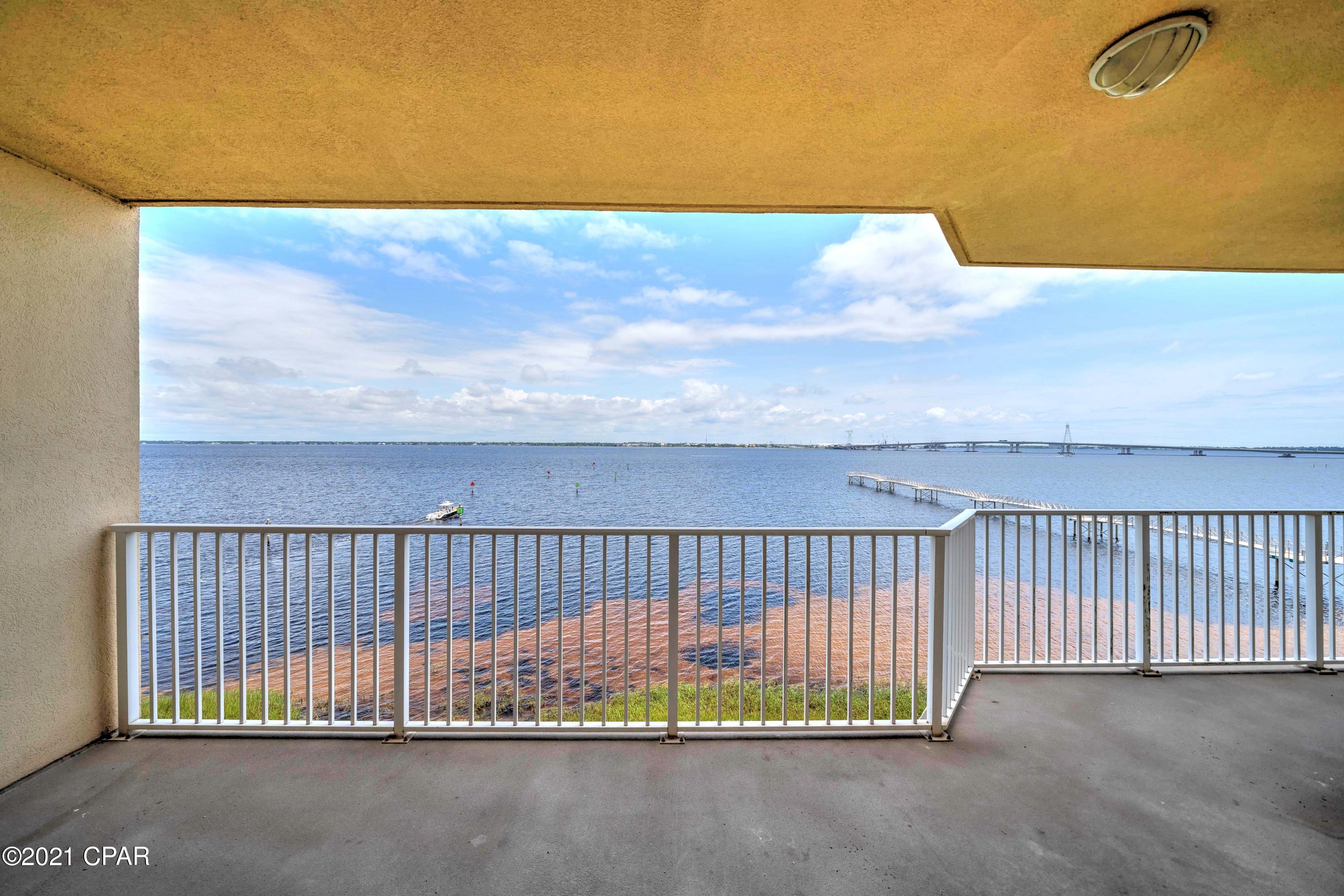 Hibiscus By The Bay - Residential