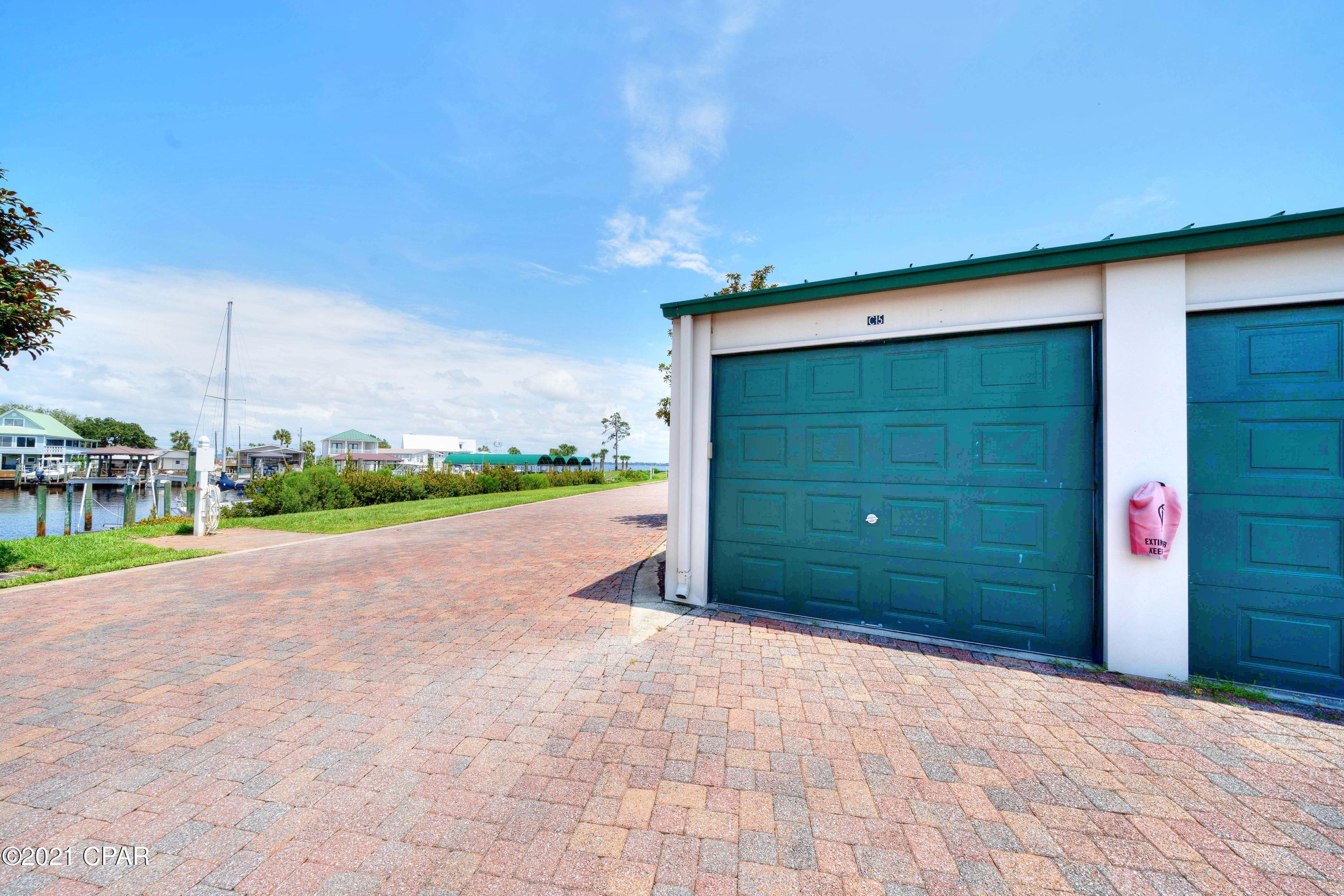 Hibiscus By The Bay - Residential