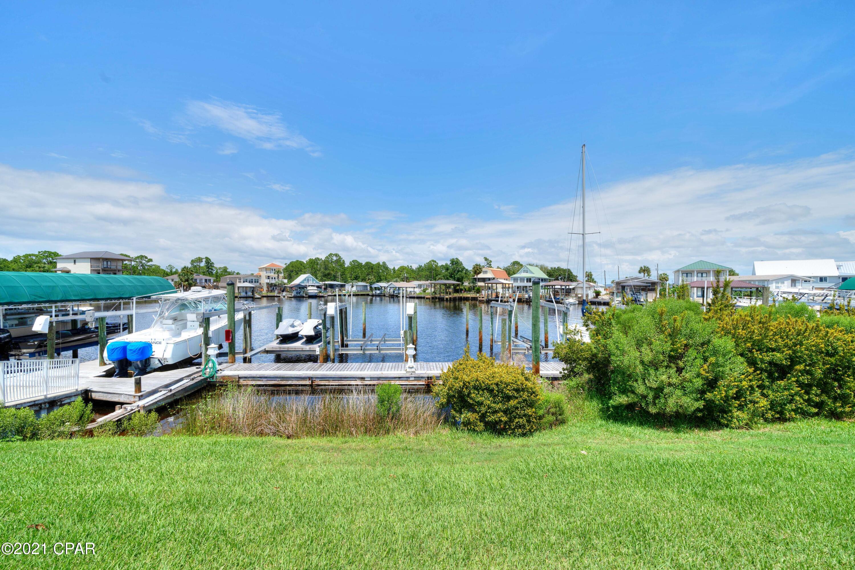 Hibiscus By The Bay - Residential