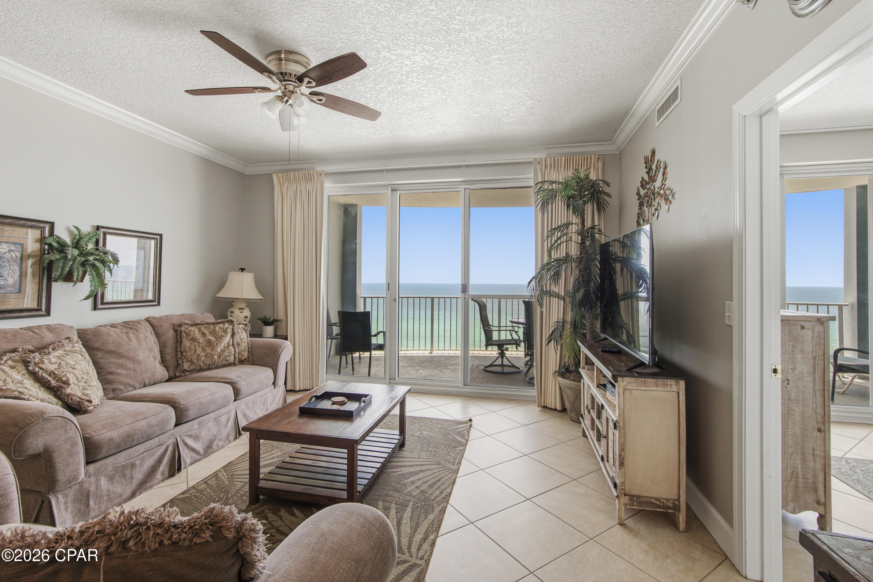 Twin Palms Resort - Residential