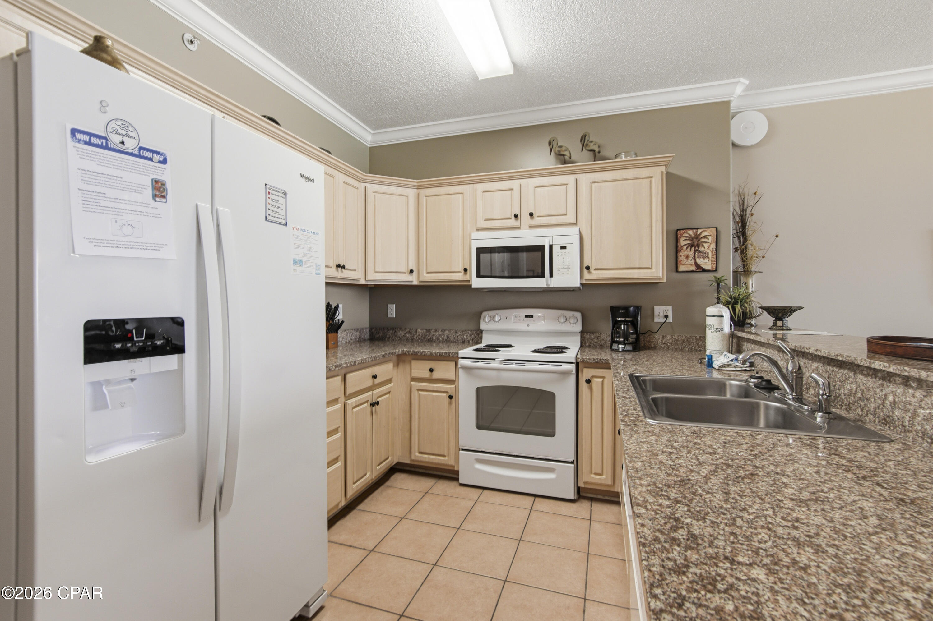 Twin Palms Resort - Residential