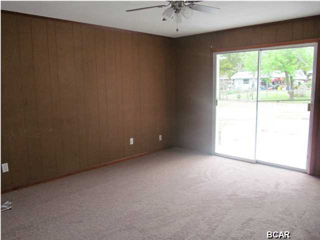Bay Park Manor Replat - Residential Lease