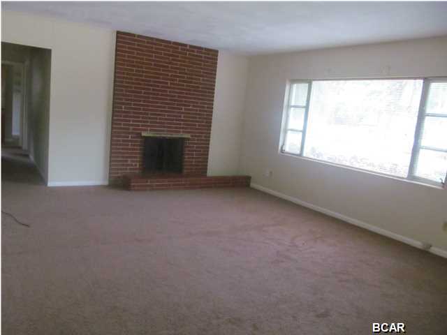 Bay Park Manor Replat - Residential Lease