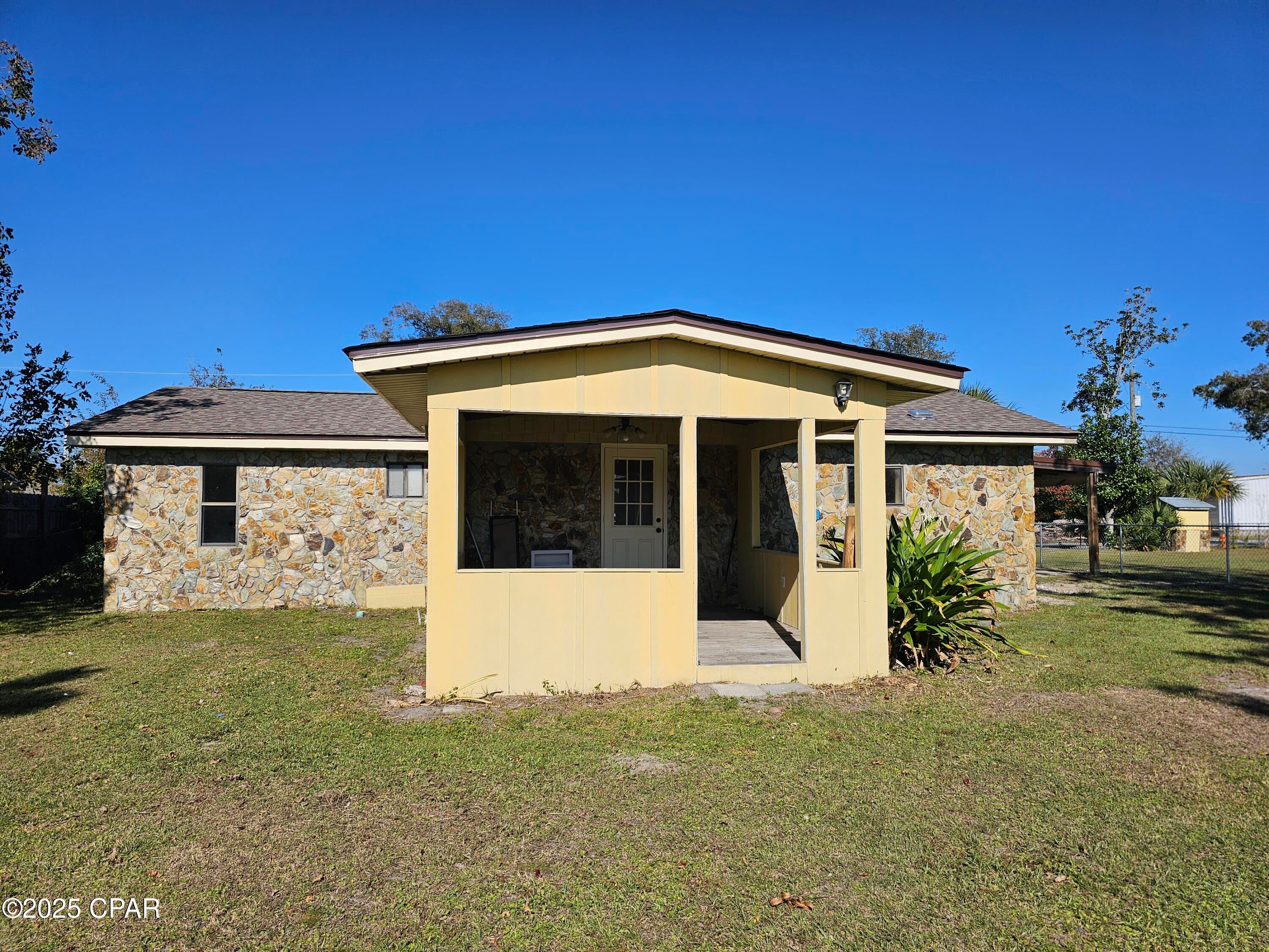 [No Recorded Subdiv] - Residential Lease
