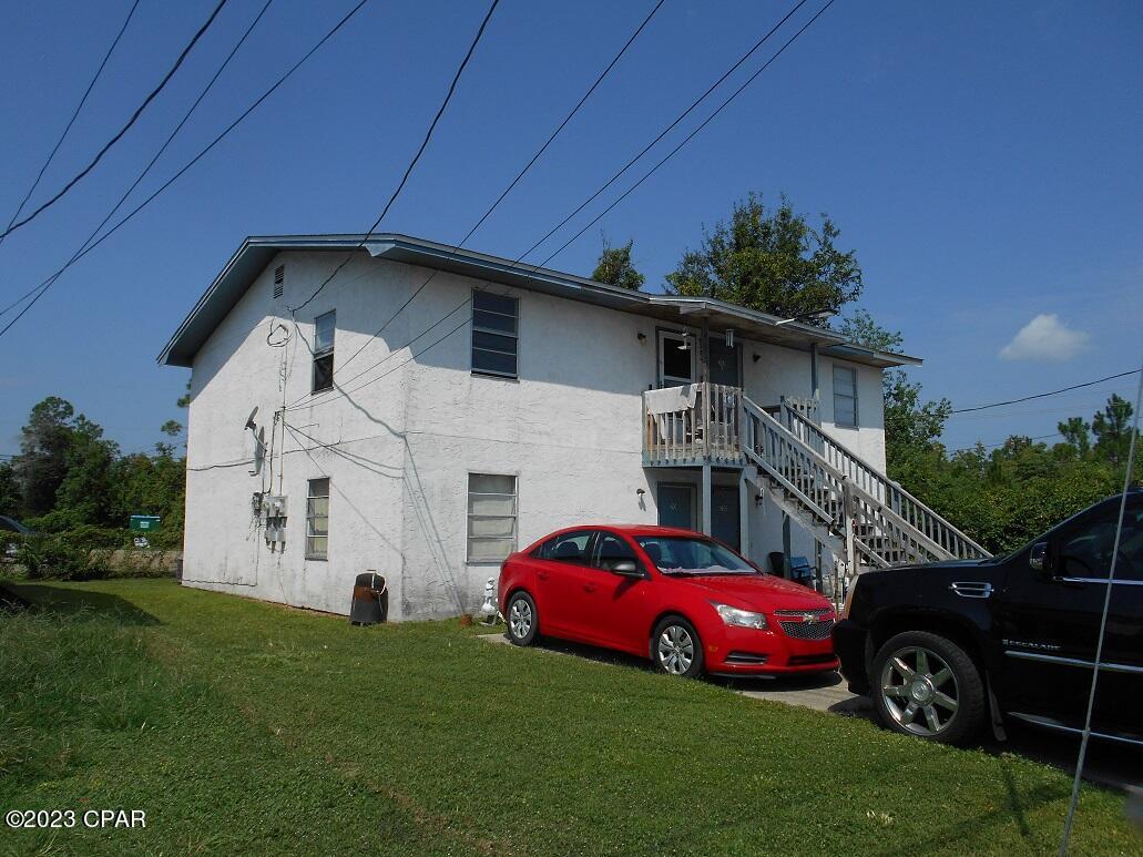 Multi-unit Bldg. Four 1 bed/1 Bath units. All information taken from appraiser site & sizes approx., Buyer to verify