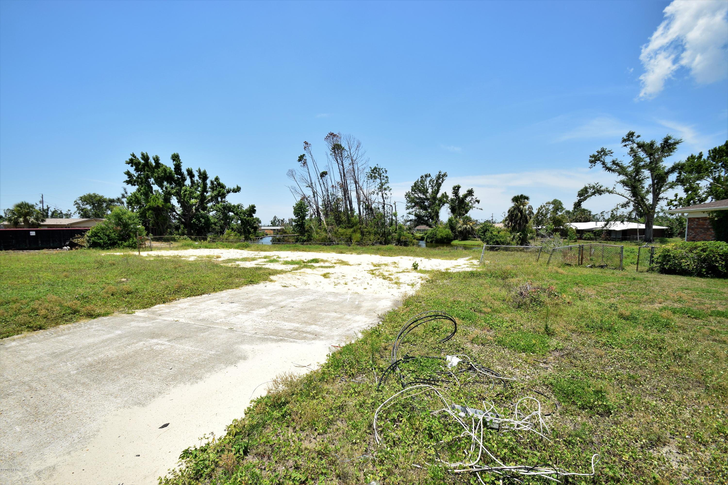 Callaway - Land