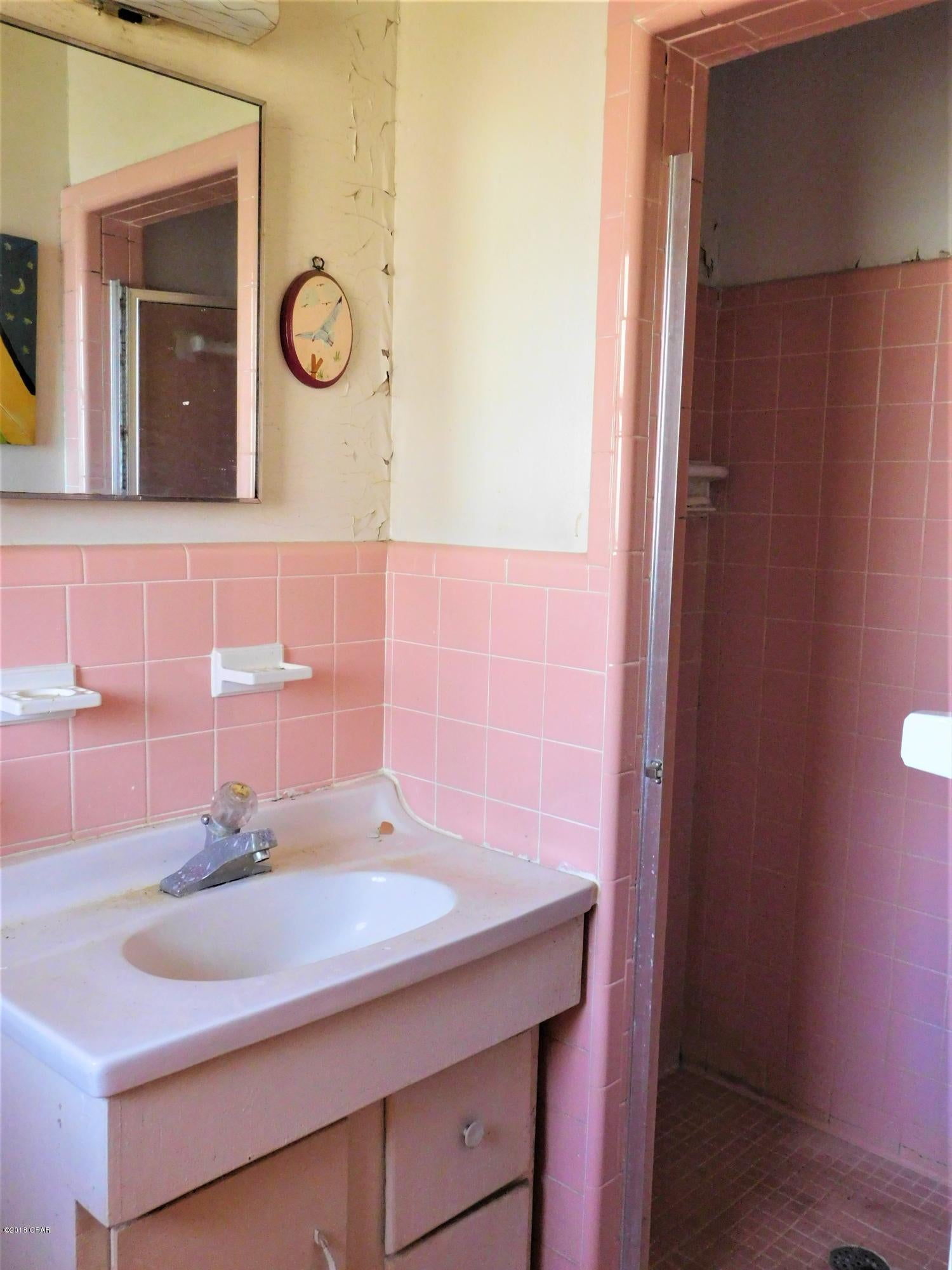 Caroline Add Unit 2 - Residential