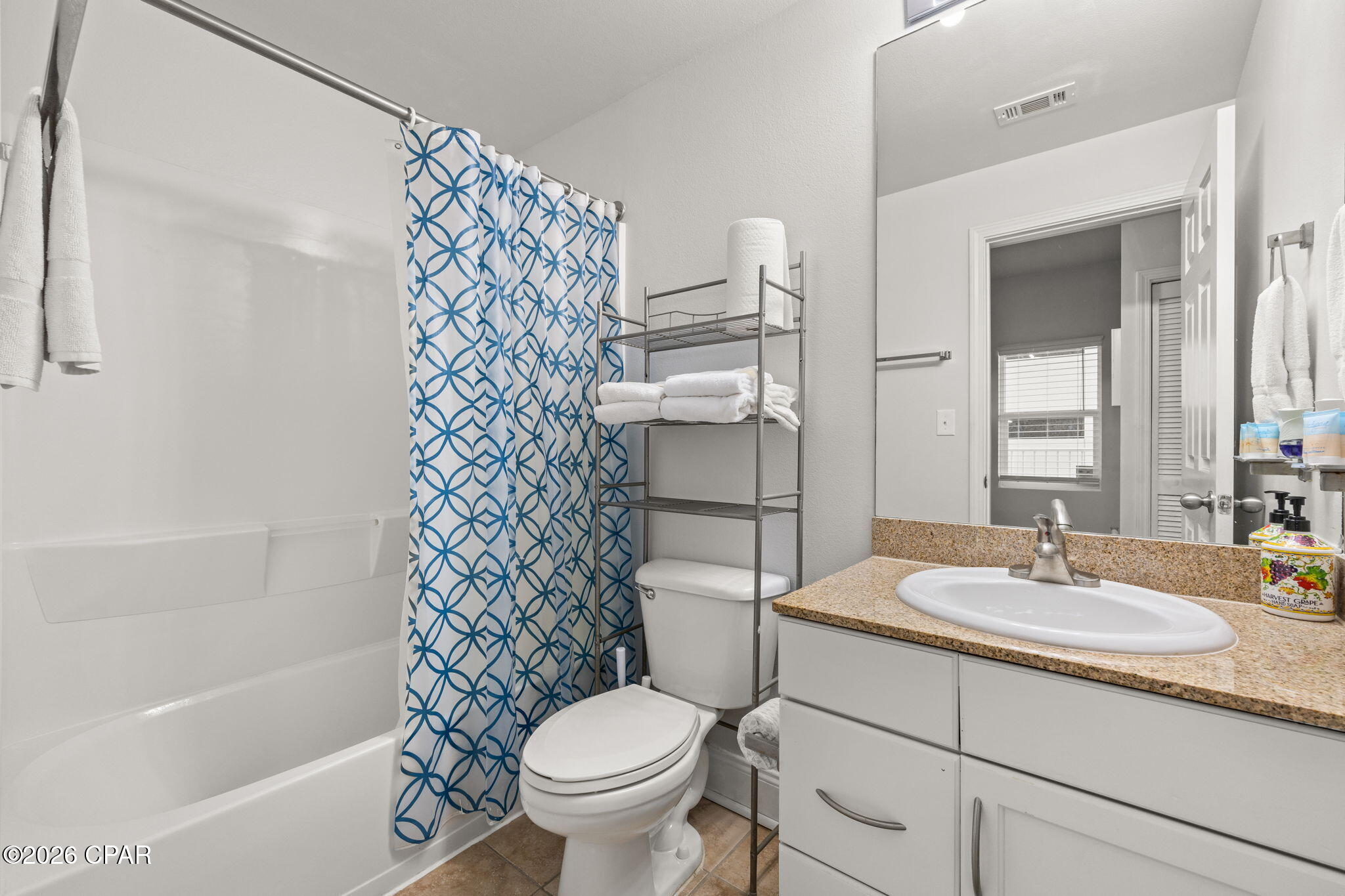 Laketown Wharf - Residential