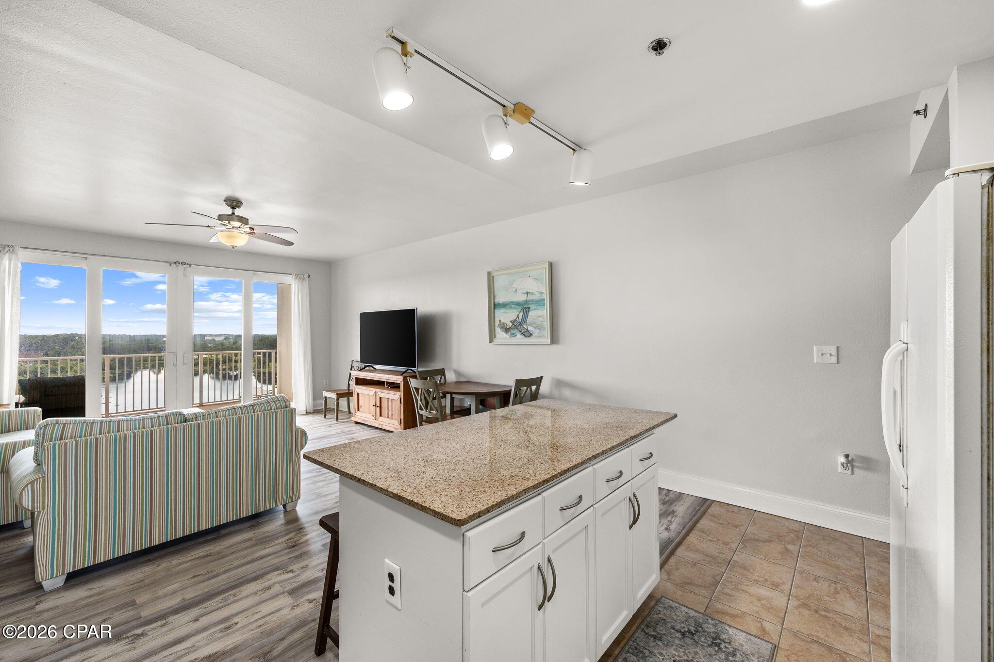 Laketown Wharf - Residential