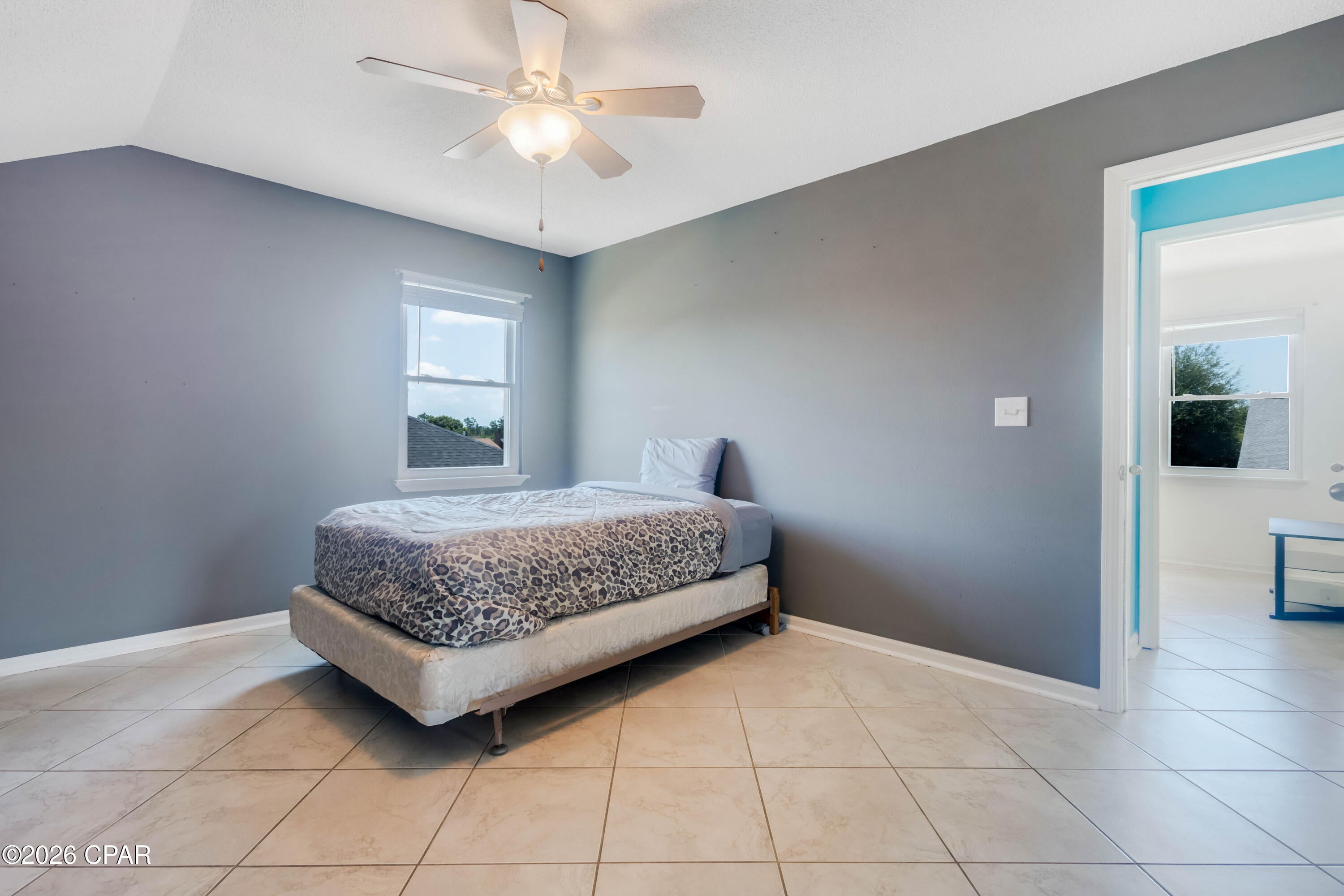 Shadow Bay Unt 3 & 4 - Residential