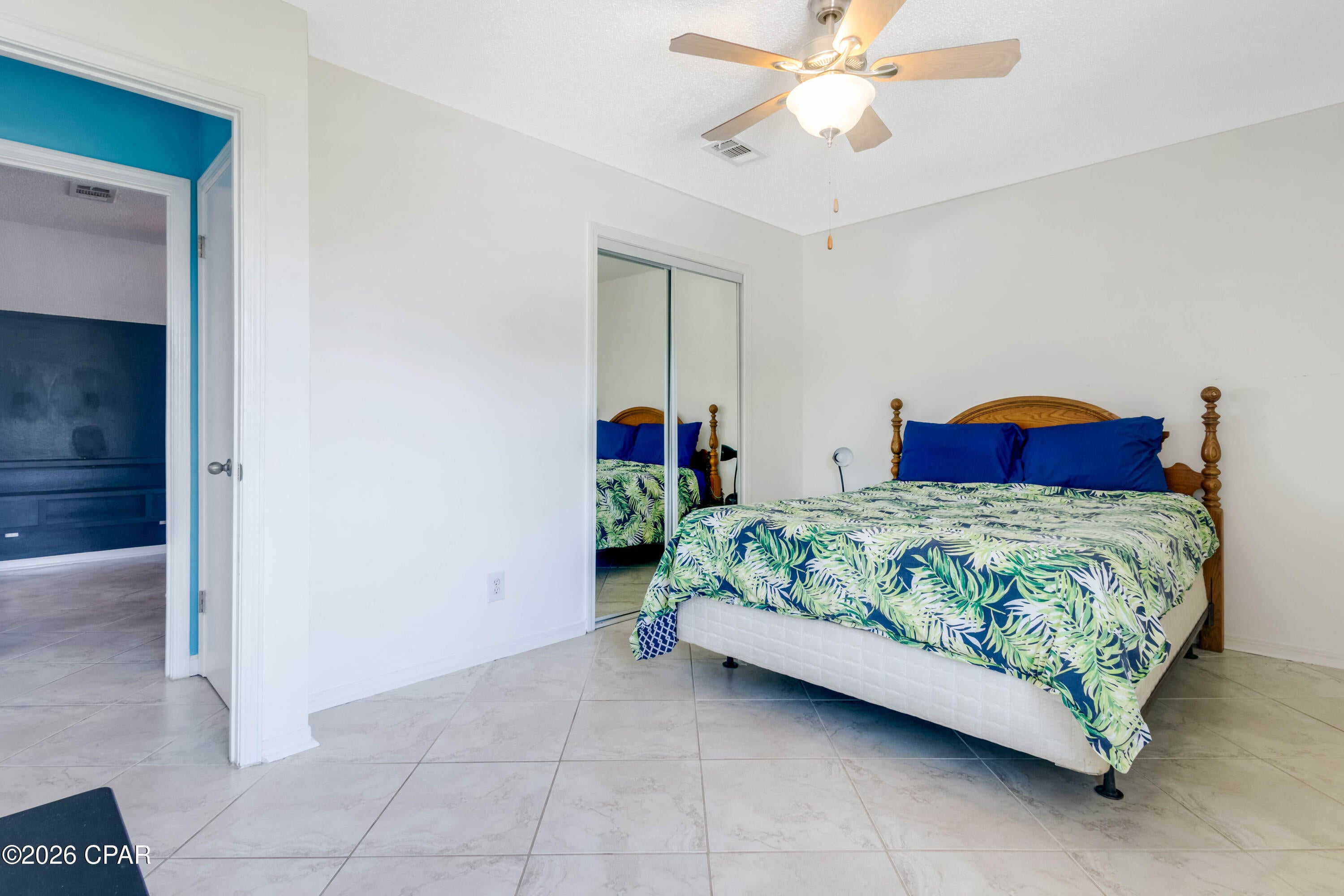 Shadow Bay Unt 3 & 4 - Residential