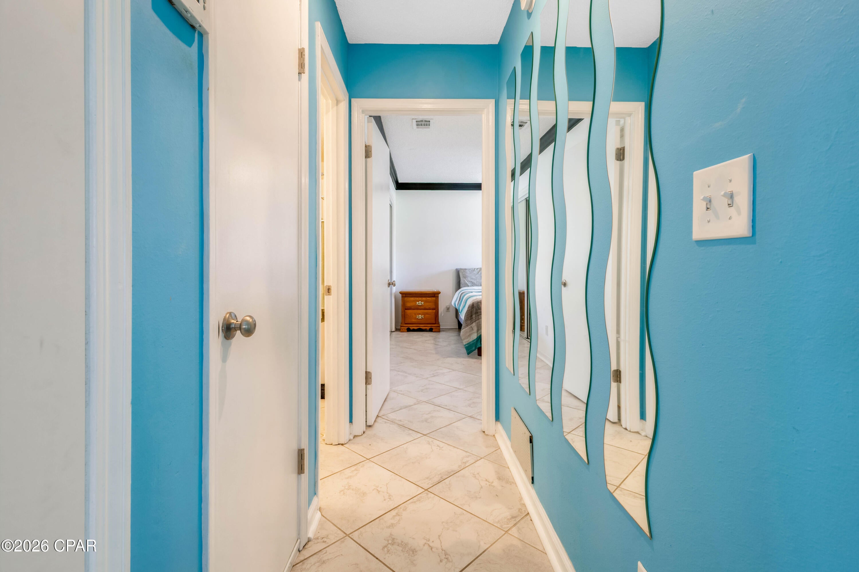 Shadow Bay Unt 3 & 4 - Residential