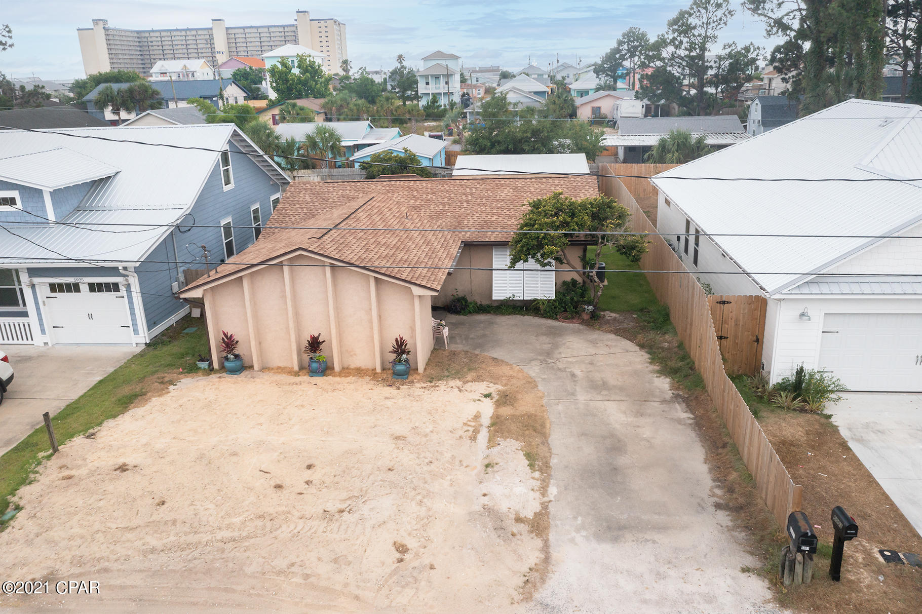 Biltmore Beach 1st Add - Residential
