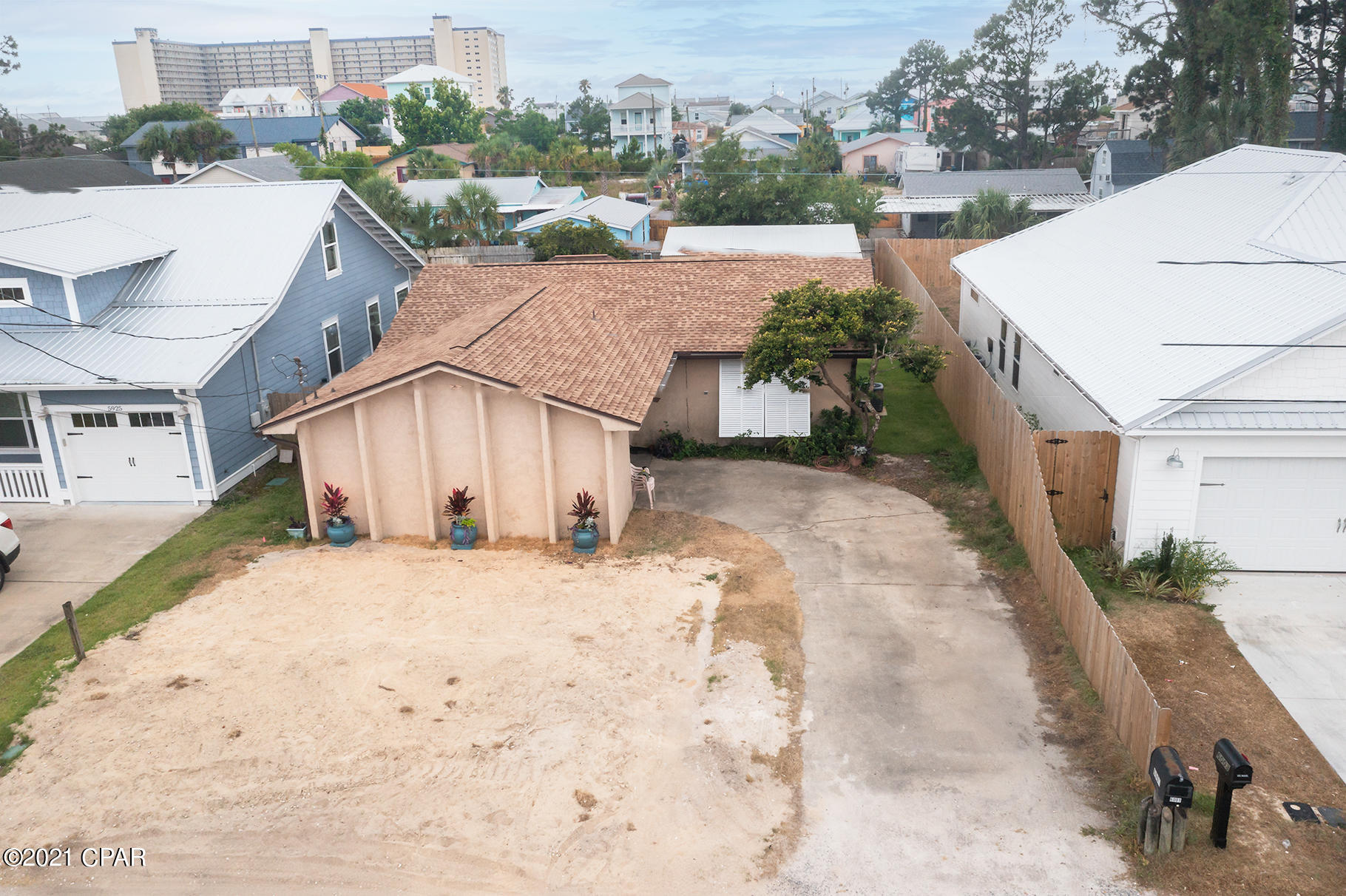 Biltmore Beach 1st Add - Residential