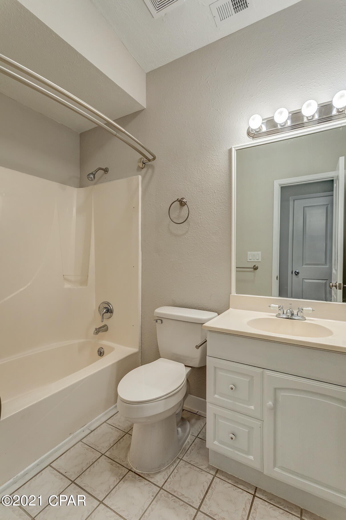 Biltmore Beach 1st Add - Residential