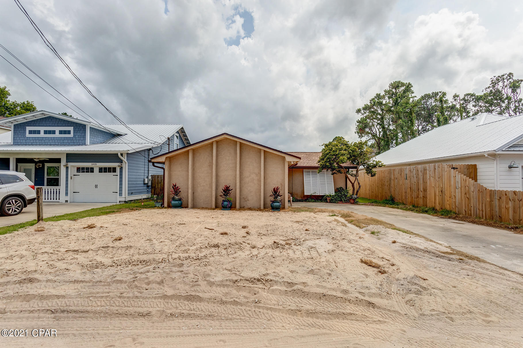 Biltmore Beach 1st Add - Residential