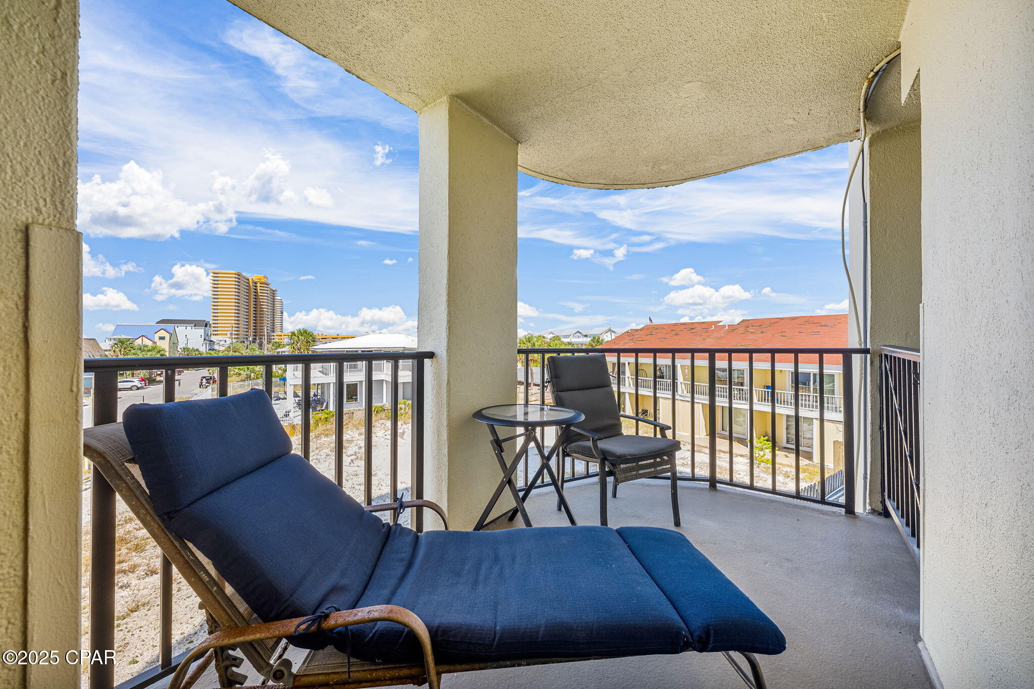 The Commodore - Residential