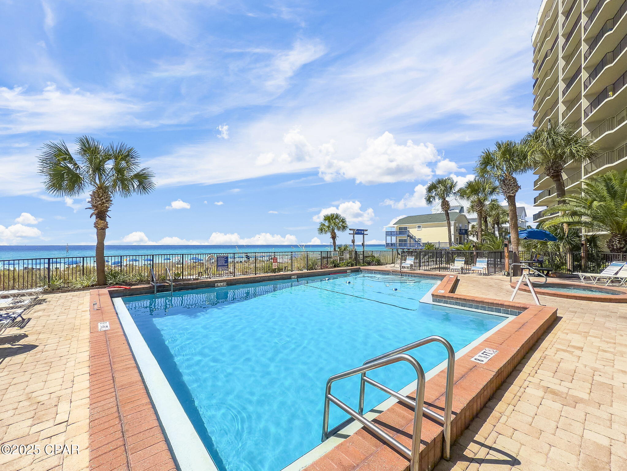 The Commodore - Residential