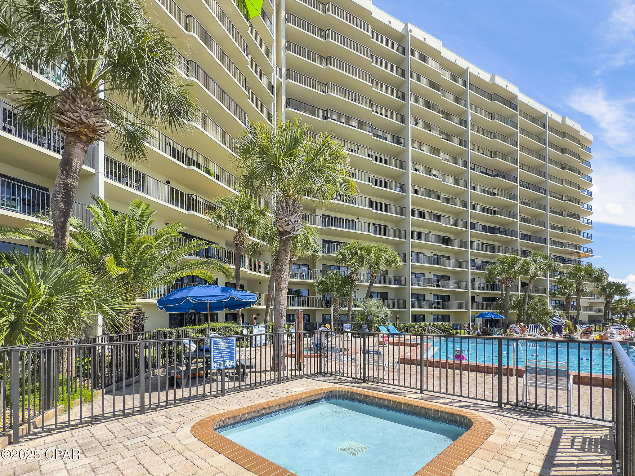 The Commodore - Residential