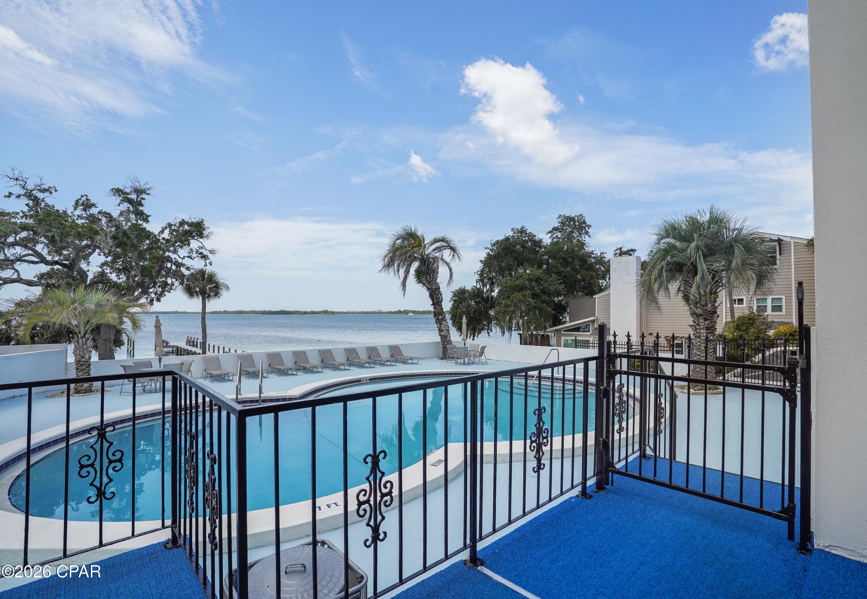 Bay Club Condo Ph 1 - Residential