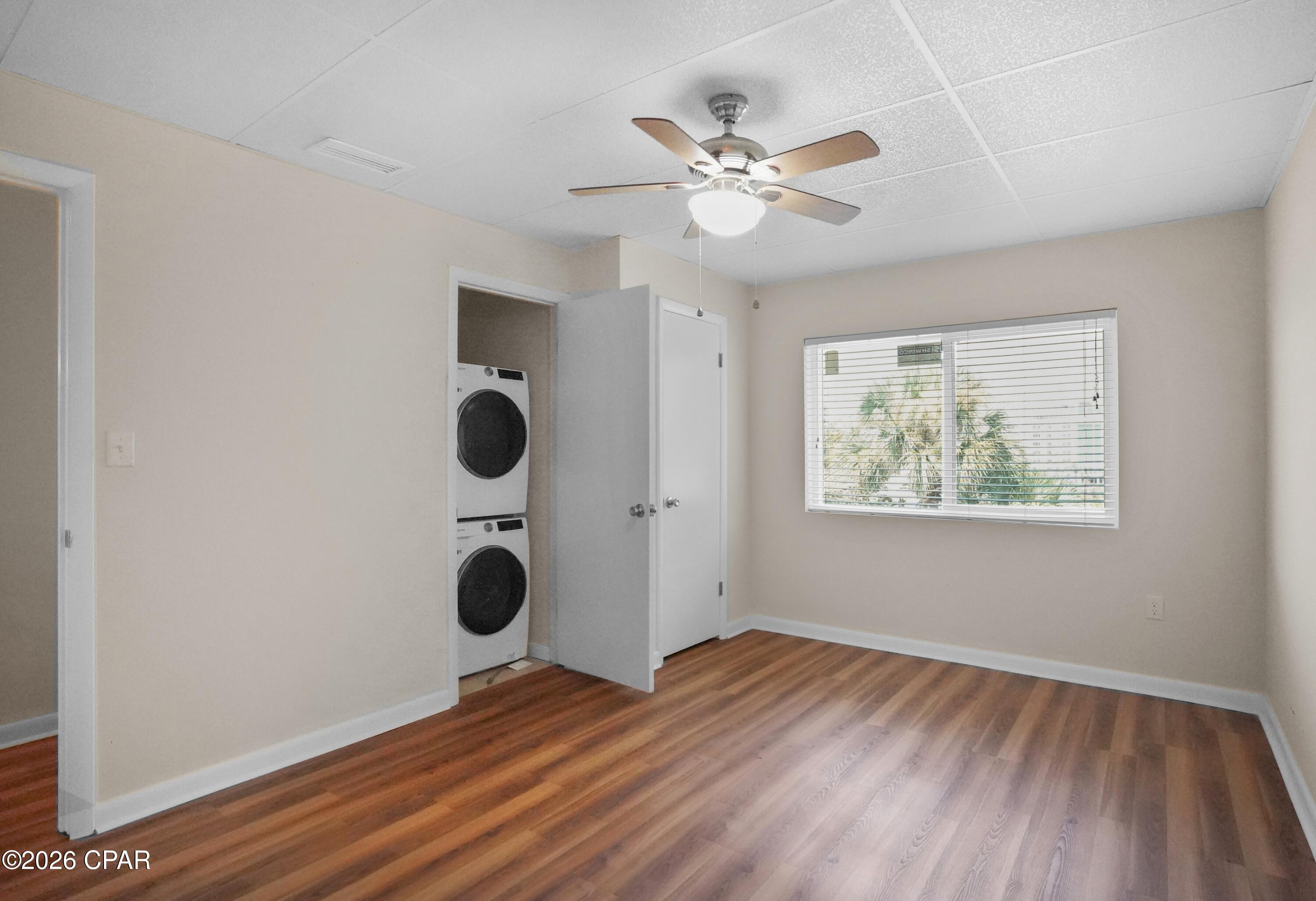 Bay Club Condo Ph 1 - Residential