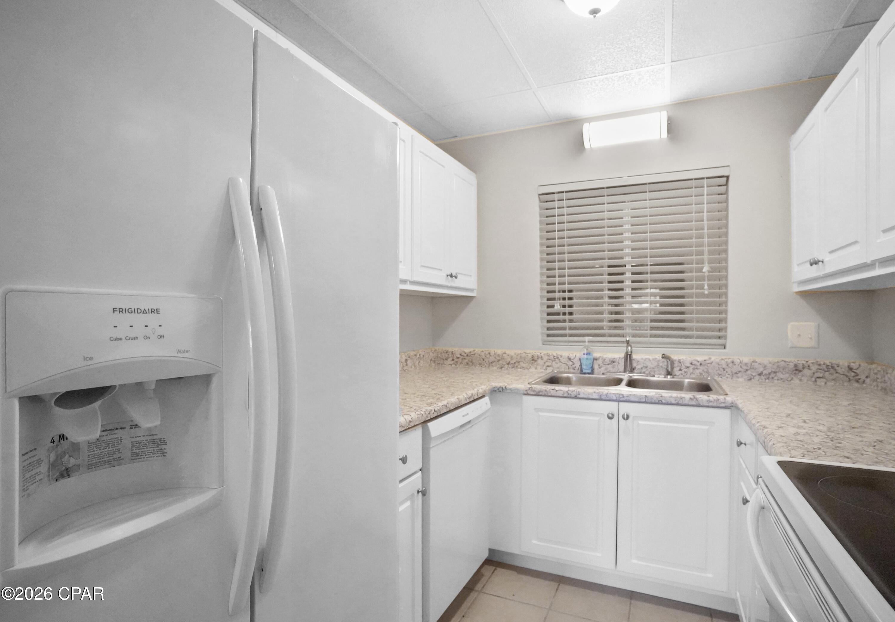 Bay Club Condo Ph 1 - Residential