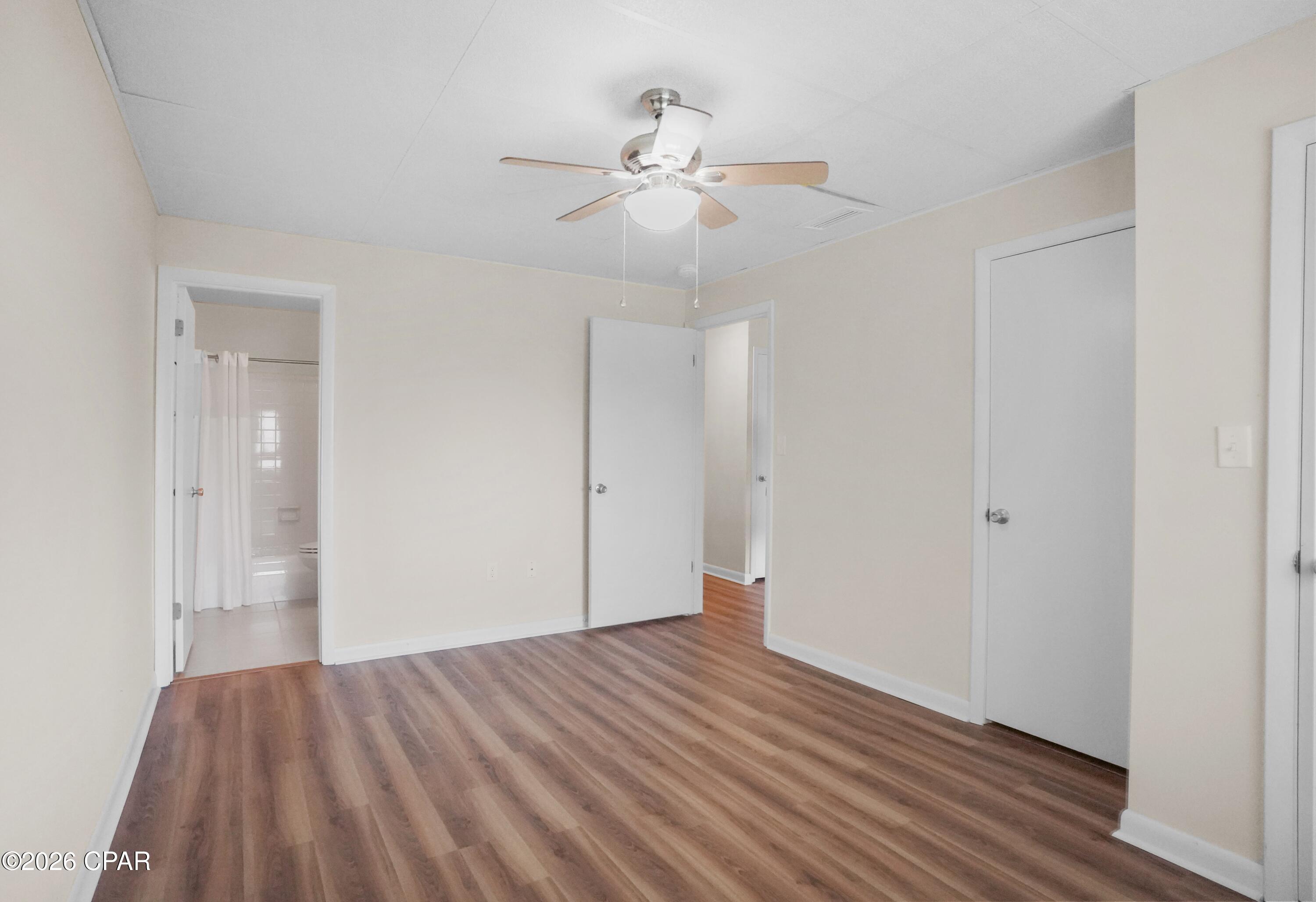 Bay Club Condo Ph 1 - Residential
